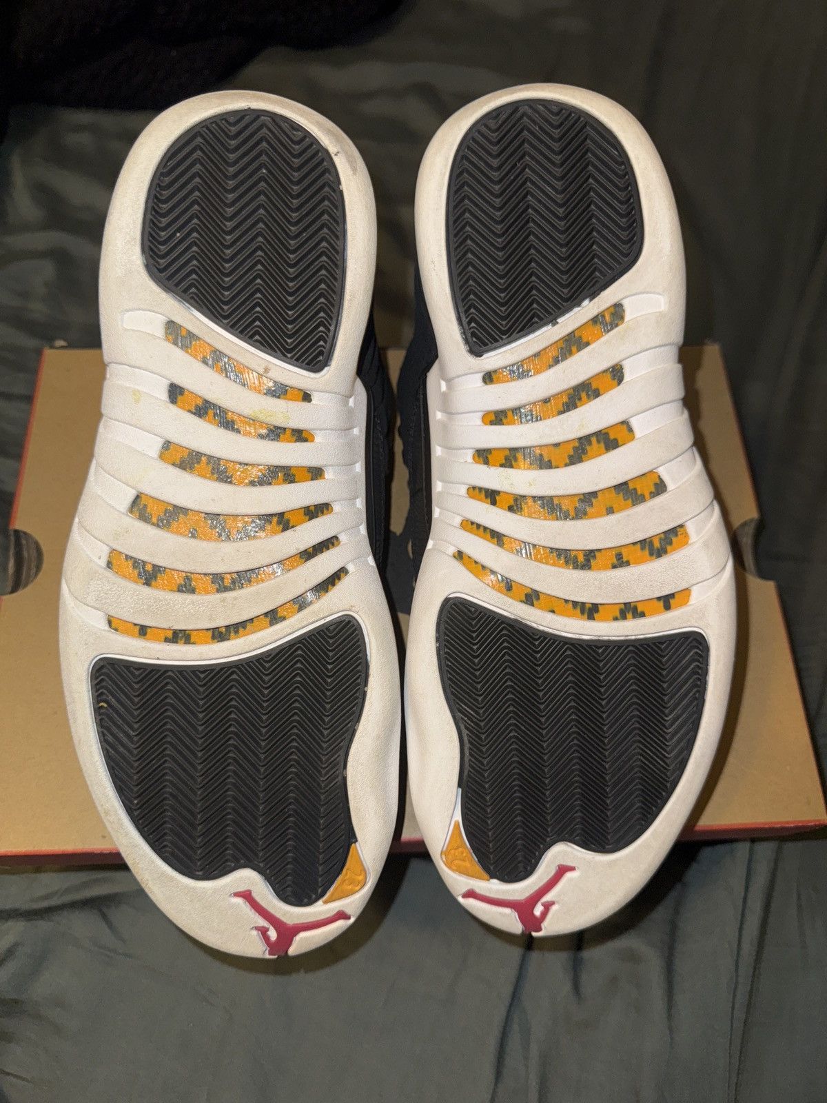 Jordan Brand Jordan 12 Reverse Taxi Size US 8.5 / EU 41-42 - 5 Thumbnail