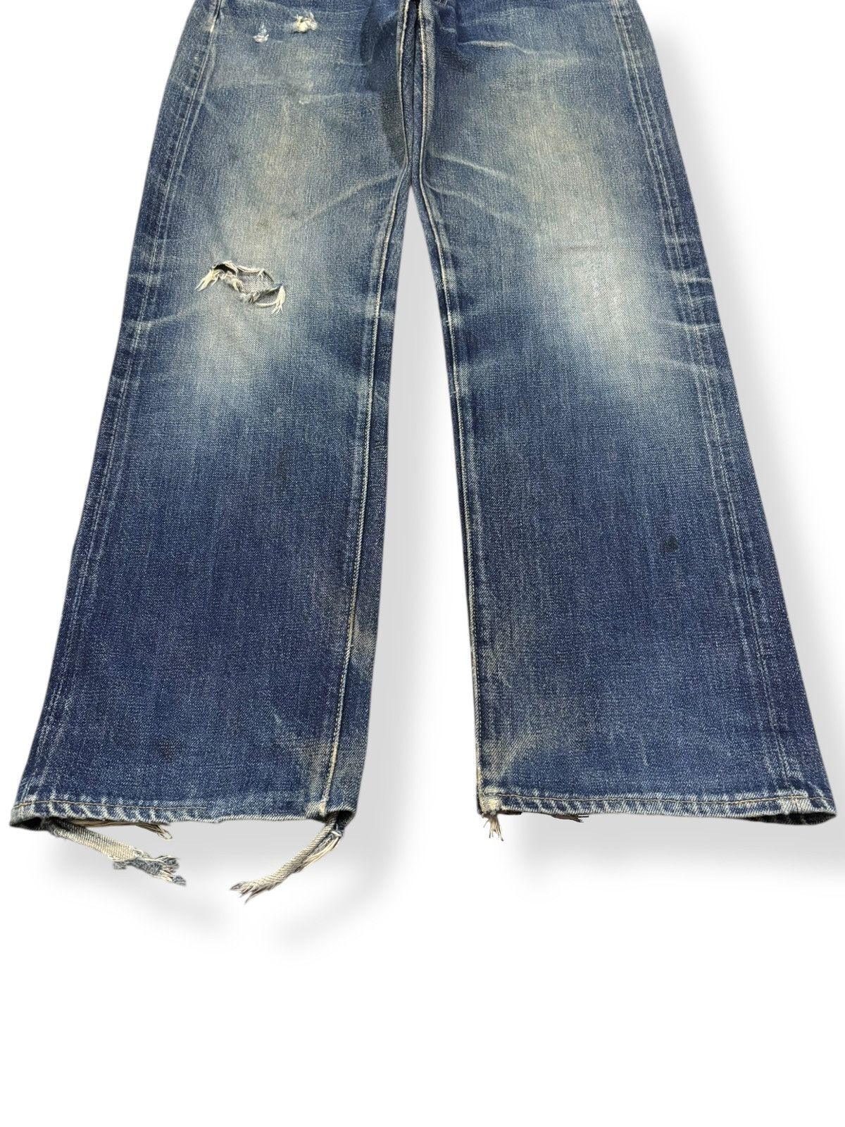Full Count & Co. Vintage FullCount & Co 1101 Selvedge Distressed Grunge Jeans Size US 30 / EU 46 - 9 Thumbnail