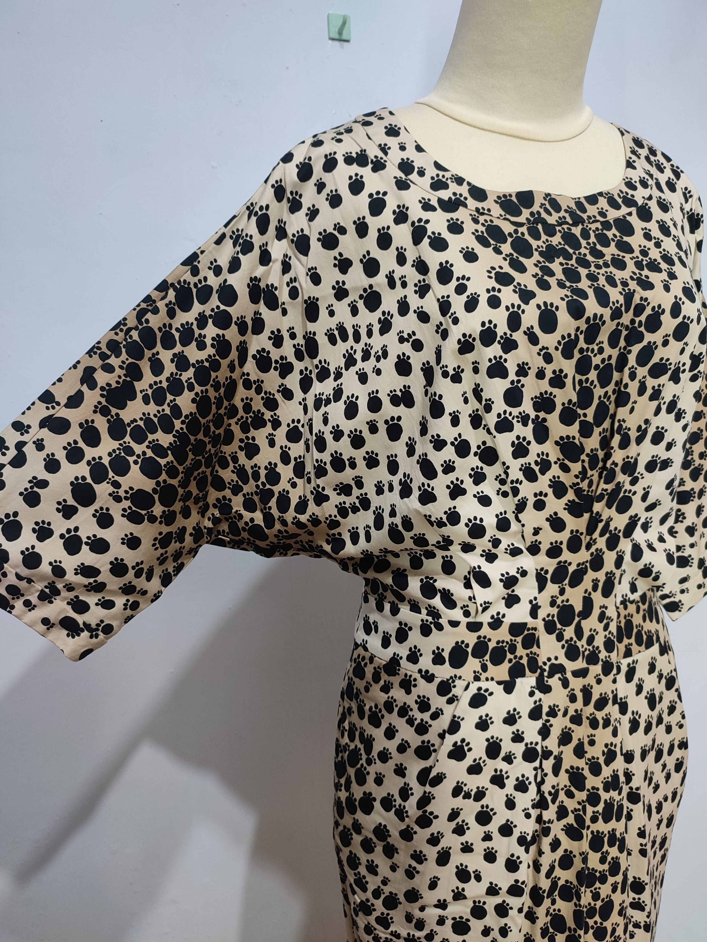 Moschino 2000s Love Moschino- Graphic Paw Print Relaxed Kimono Sleeve Size M / US 6-8 / IT 42-44 - 5 Thumbnail