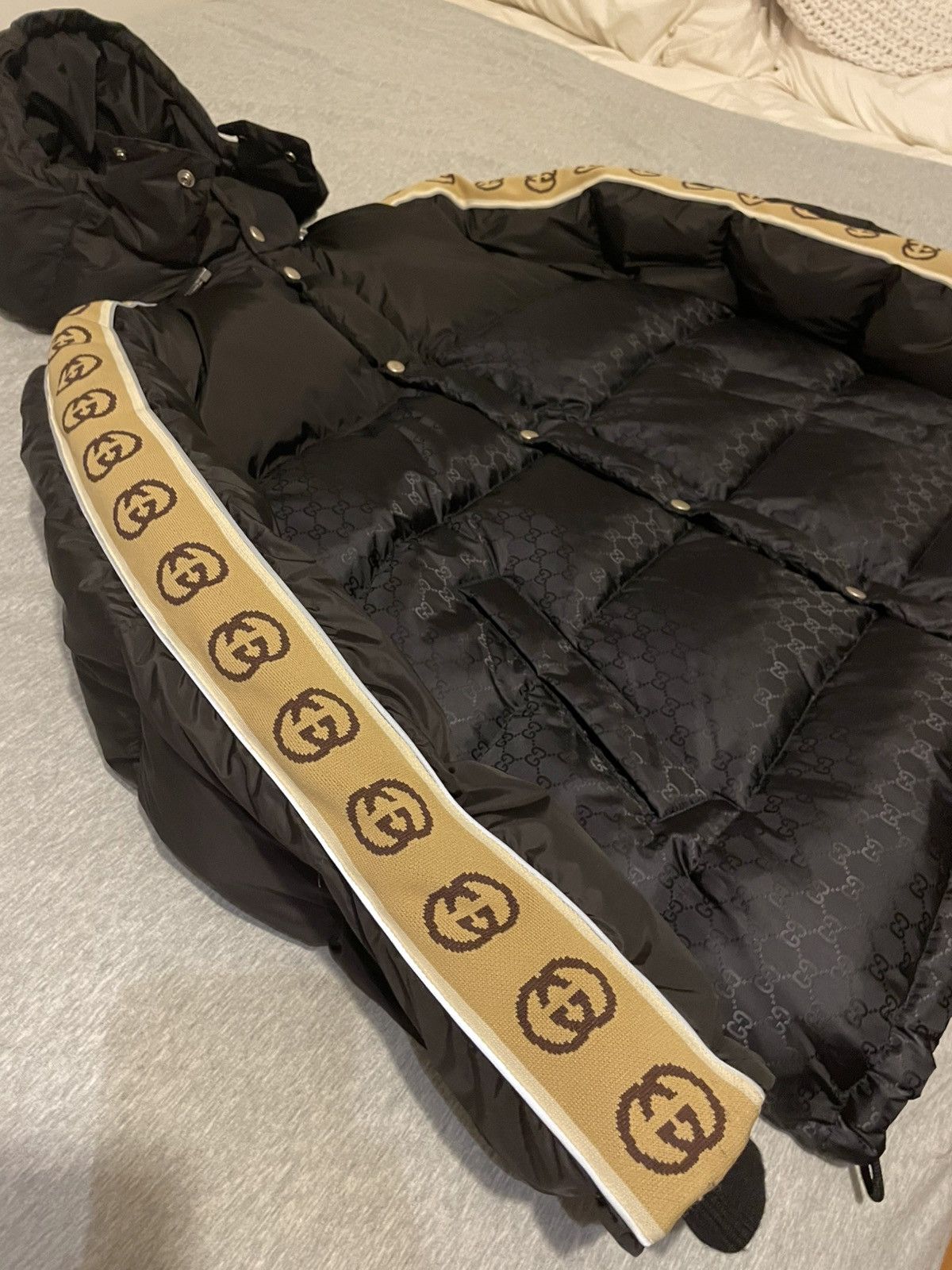 Gucci Gucci Down Jacket Size 52 - "GG jacquard nylon padded coat" Size US L / EU 52-54 / 3 - 5 Thumbnail