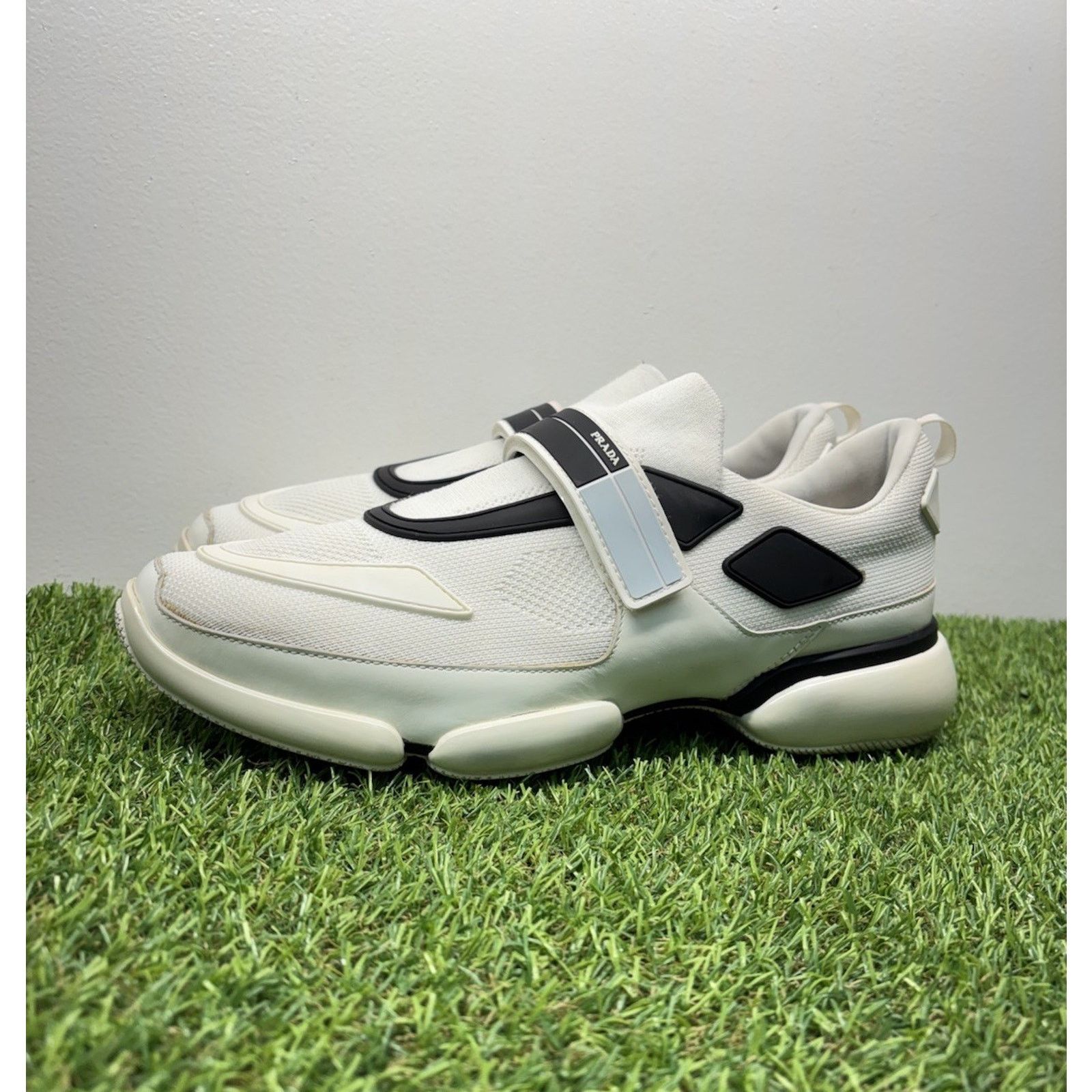 prada スニーカーCLOUDBUST ホワイト　サイズ37 お値下げ中 Prada Cloudbust Sneakers Mit Plateausohle In Weiss