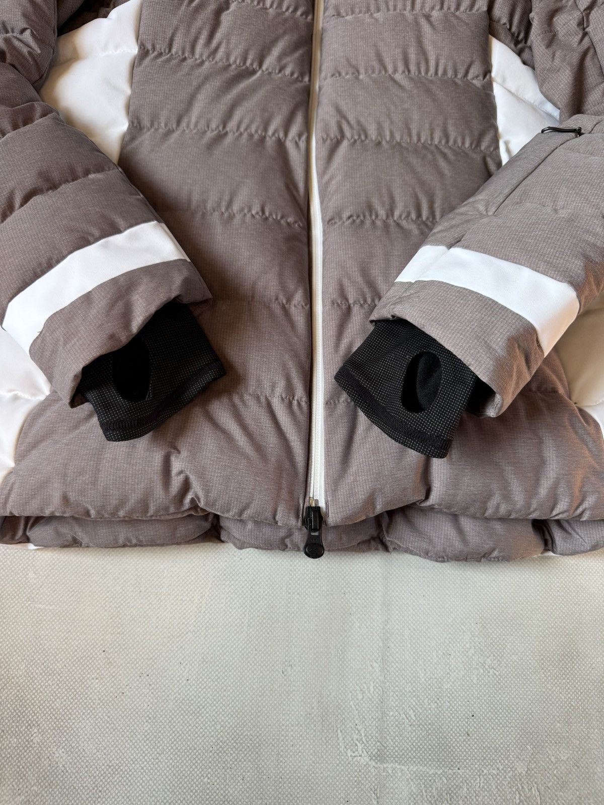 KJUS Kjus Woman's Snowscape Down Ski Jacket Size M / US 6-8 / IT 42-44 - 3 Thumbnail
