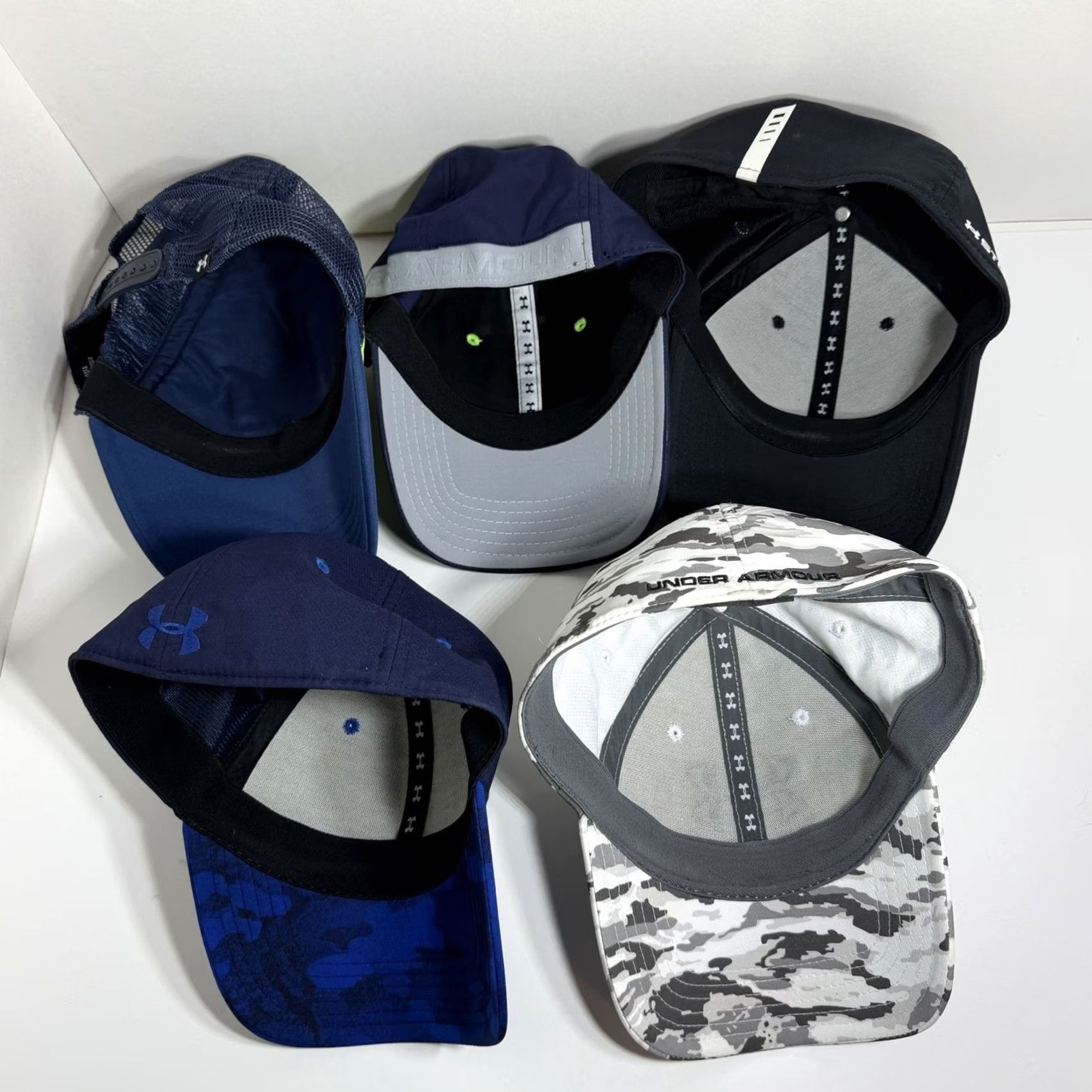 Under Armour Under Armour Hat Cap Lot Of 5 Medium Stretch Fit Hockey Camo Trucker Snap Baseball Cap Unisex Adults Black 5 Medium Fitted SnapBack Moisture Wicking Size ONE SIZE - 7 Thumbnail