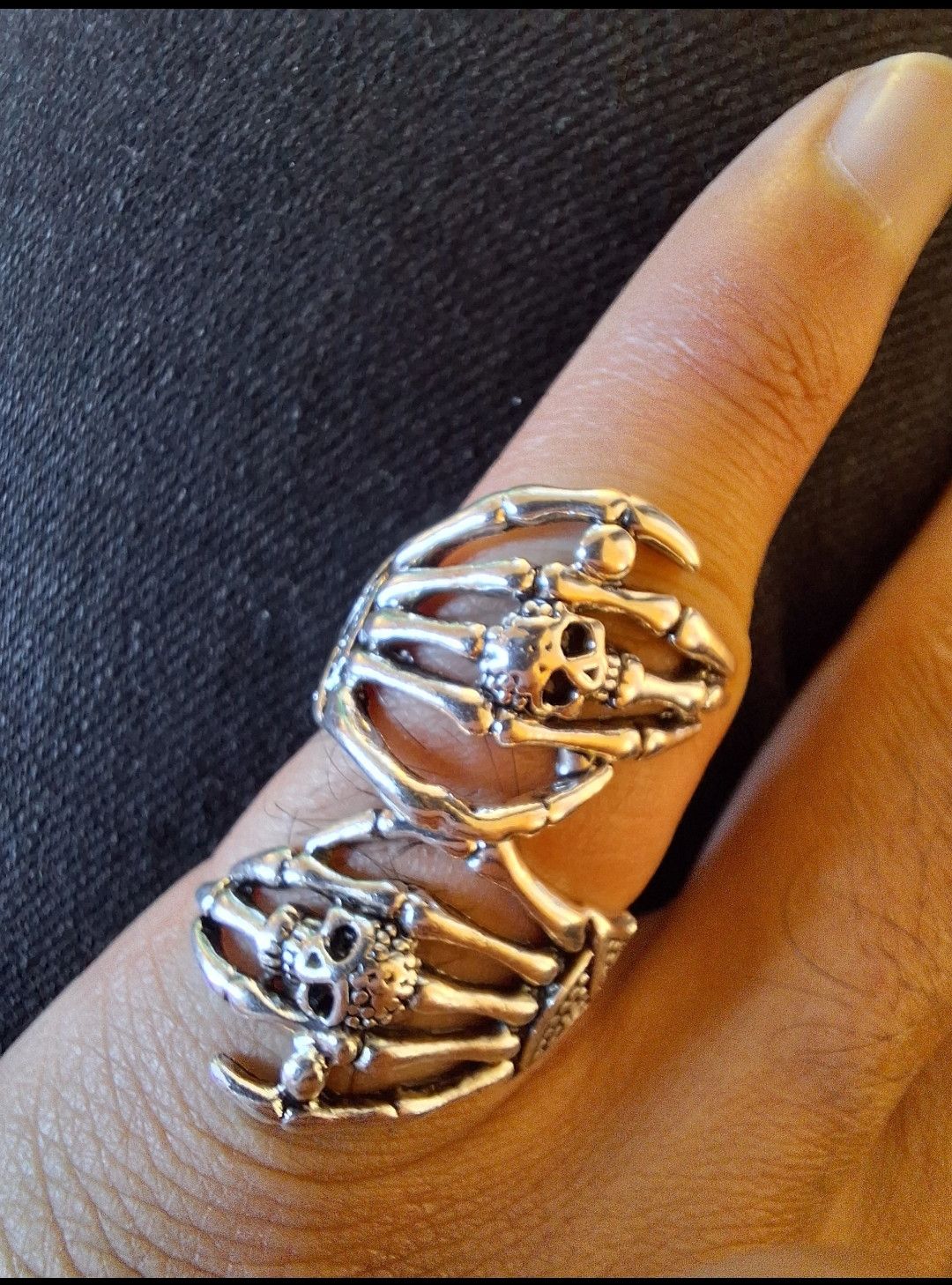 Jewelry Skeleton Hug Ring Size ONE SIZE - 1 Thumbnail