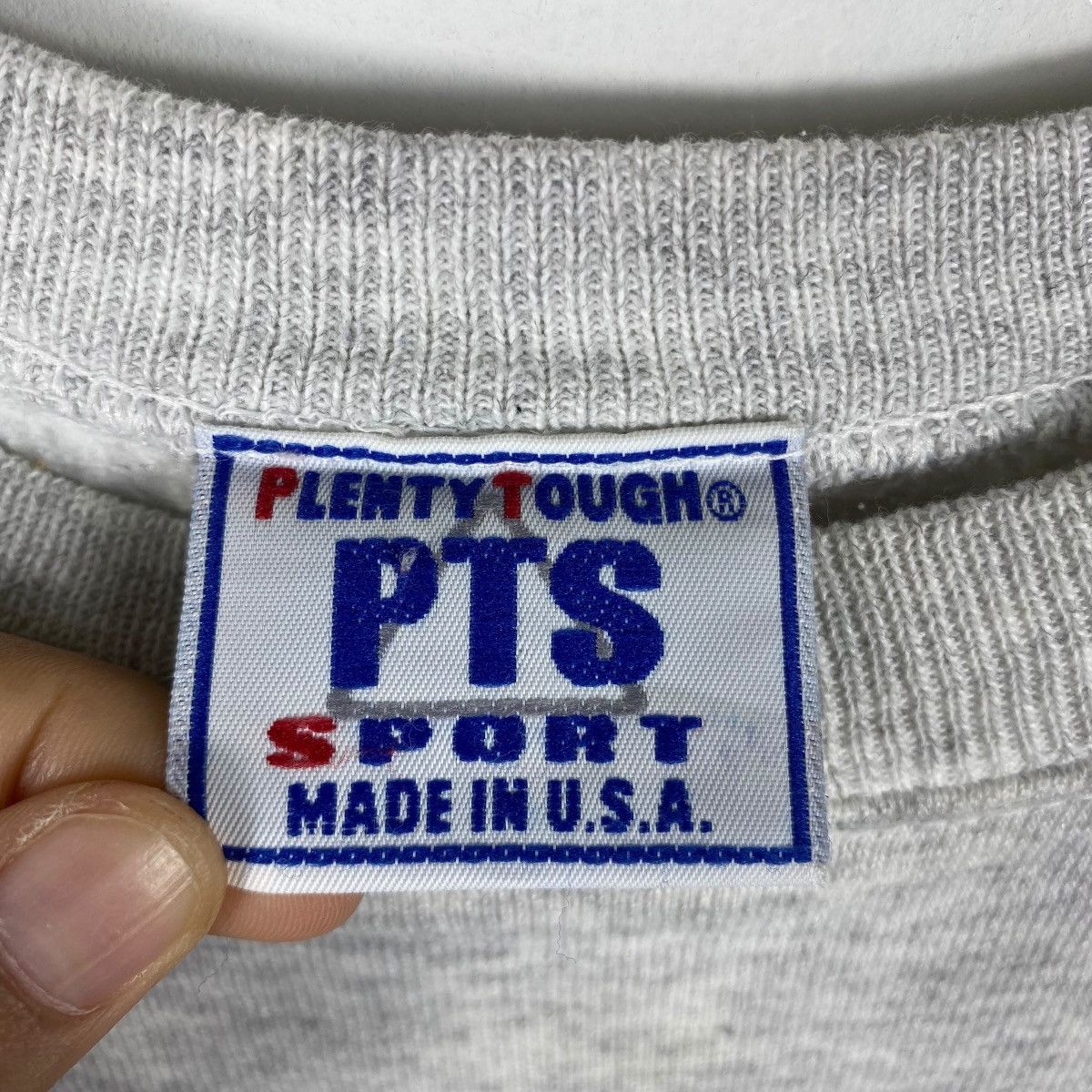 Vintage Vintage 90's PLENTY TOUGH SPORT Usa Logo Crewneck Sweatshirt Size US XL / EU 56 / 4 - 5 Thumbnail