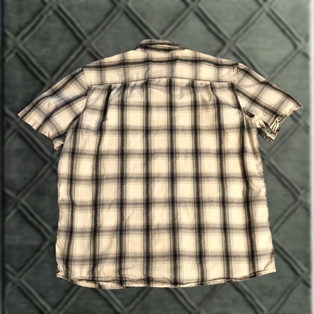 Carhartt Carhartt Button-Up Shirt Mens 2XLT Plaid Relaxed Fit S/S Causal 1489 Size US XXL / EU 58 / 5 - 1 Thumbnail