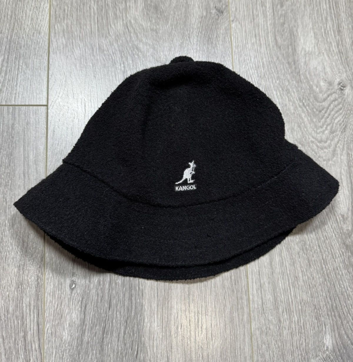 Kangol × Supreme Supreme Kangol Bermuda 504 hat black | Grailed