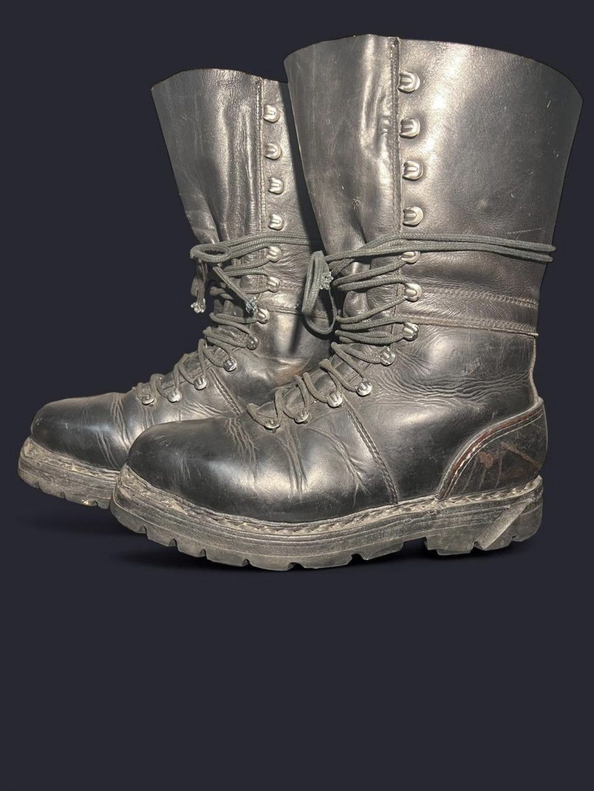 Other VINTAGE AUSTRIAN MOUNTAIN BOOTS Size US 8 / EU 41 - 2 Thumbnail