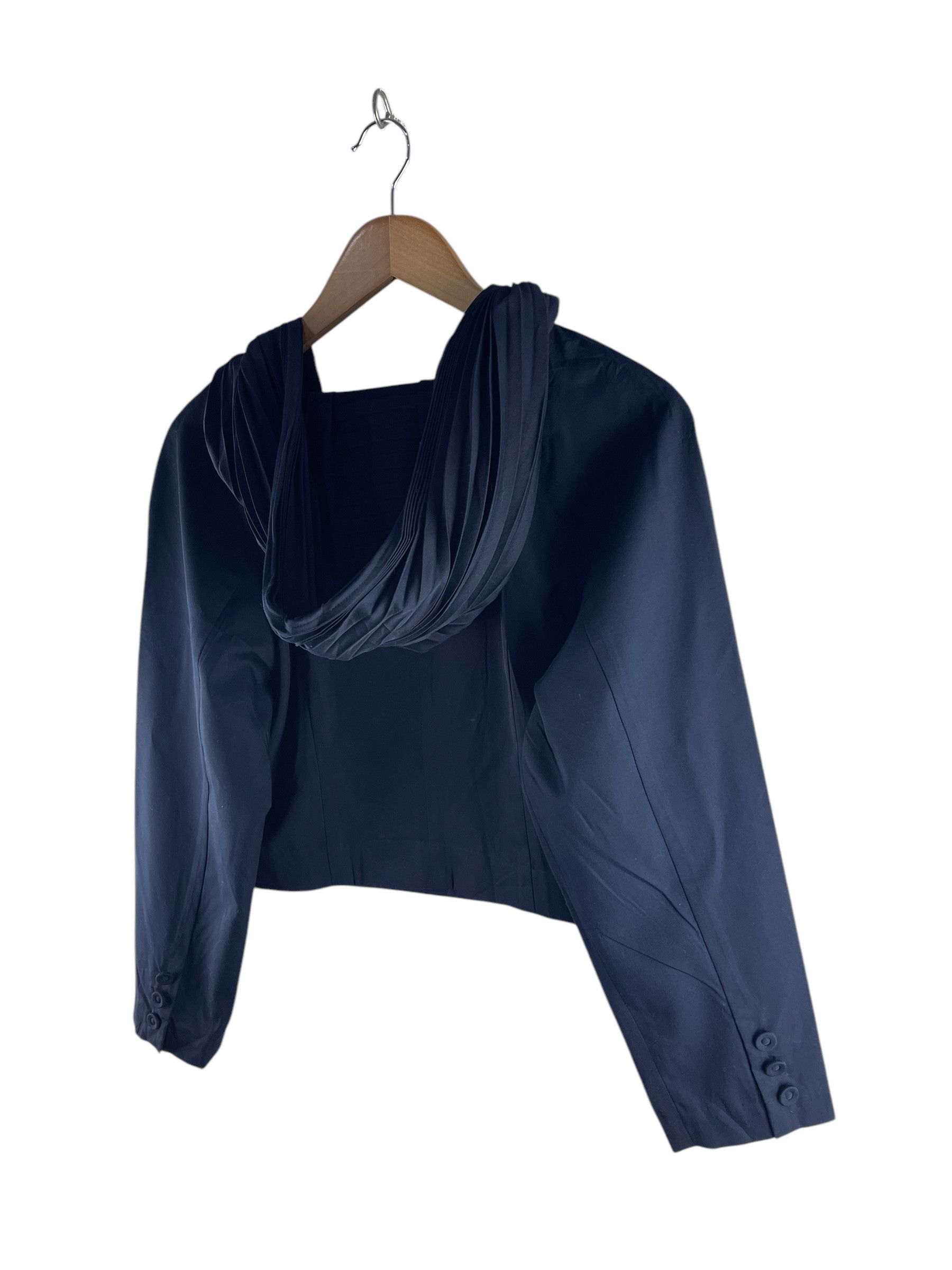 Issey Miyake Vintage Issey Miyake Cropped Hoodies Pleated Jacket Size US XS / EU 42 / 0 - 9 Thumbnail