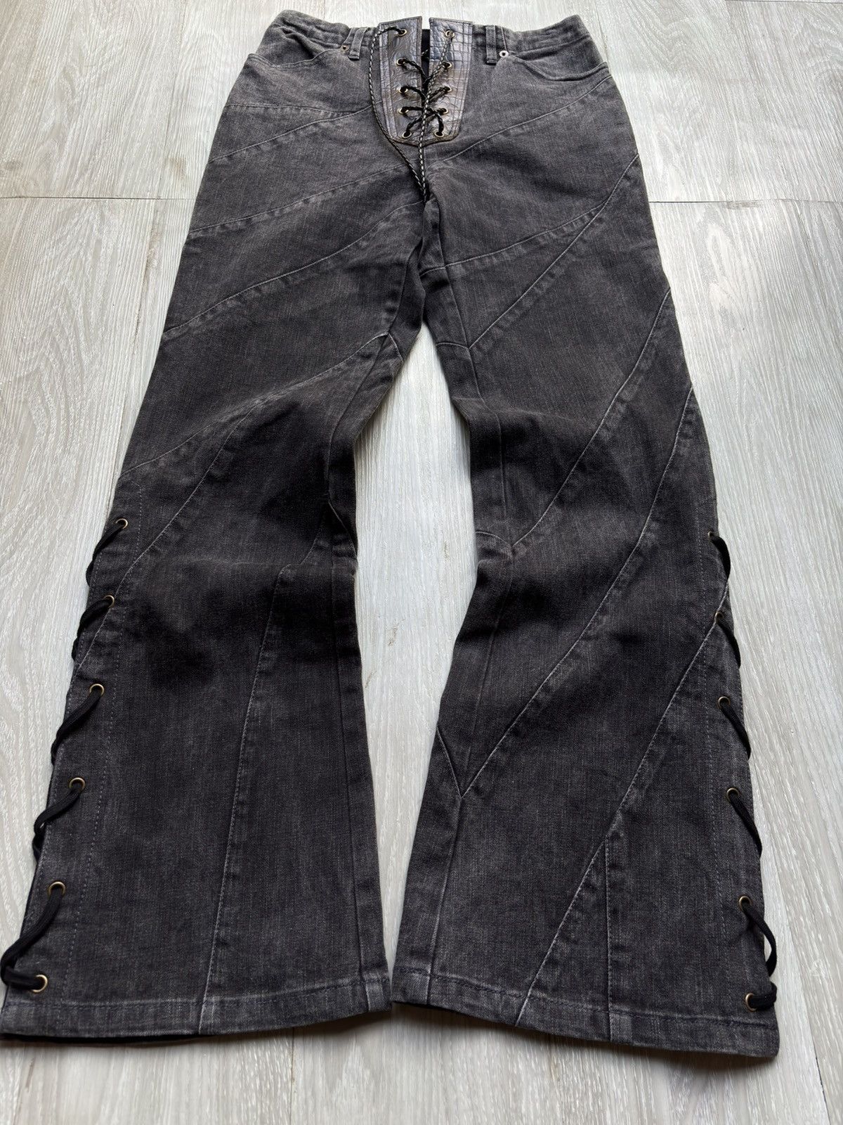 14th Addiction ETERNO BELLEZZA flare jeans Size US 26 / EU 42 - 1 Thumbnail