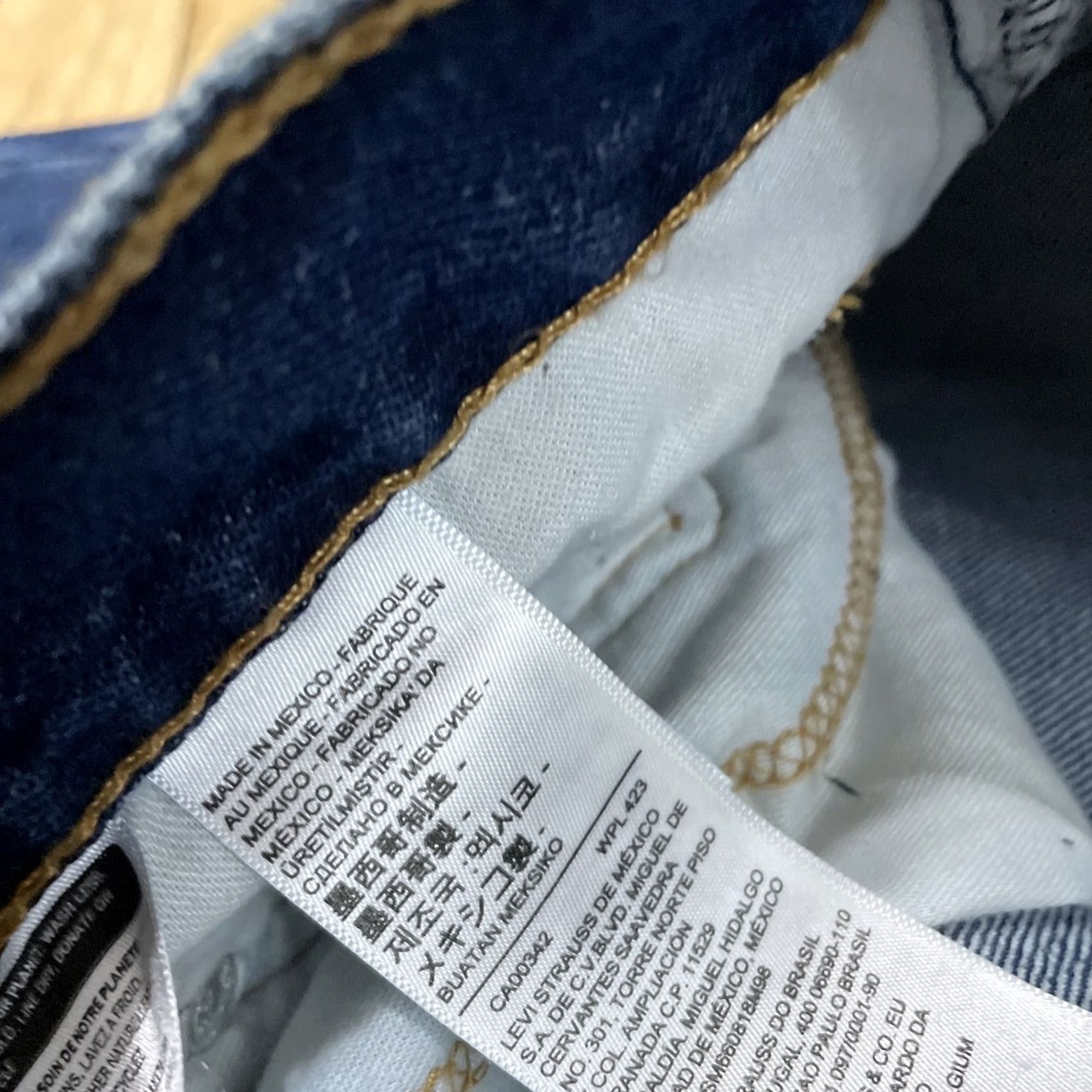 Levi's VINTAGE Levi's 550 Jeans Men 40x30 Dark Blue Denim Baggy Wide 90s Hip Hop Straight Relaxed Classic Blue Mens Size US 40 / EU 56 - 7 Thumbnail