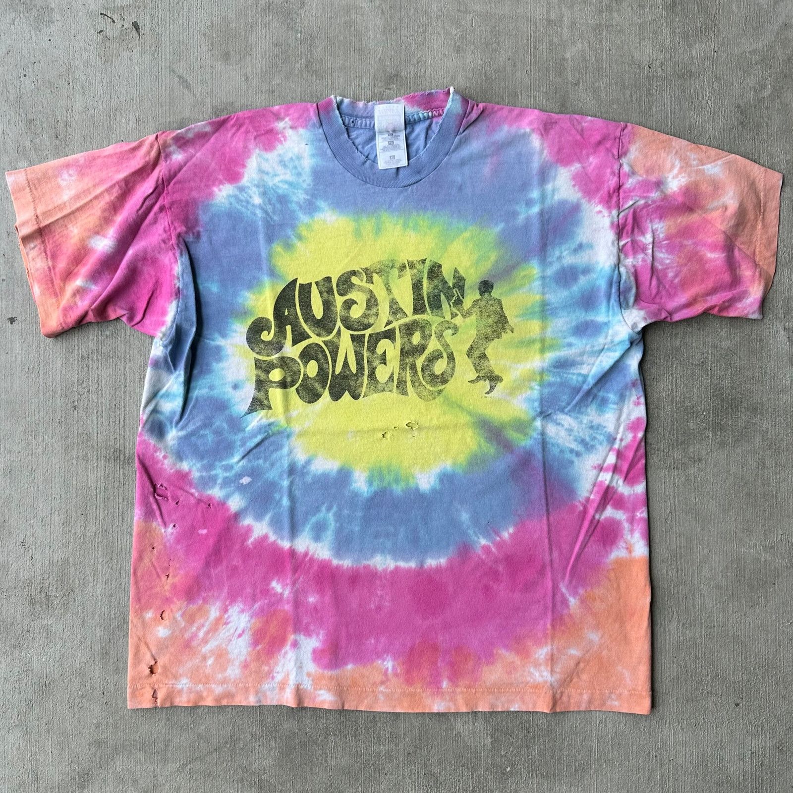 Vintage tie dye Austin Powers graphic movie t shirt