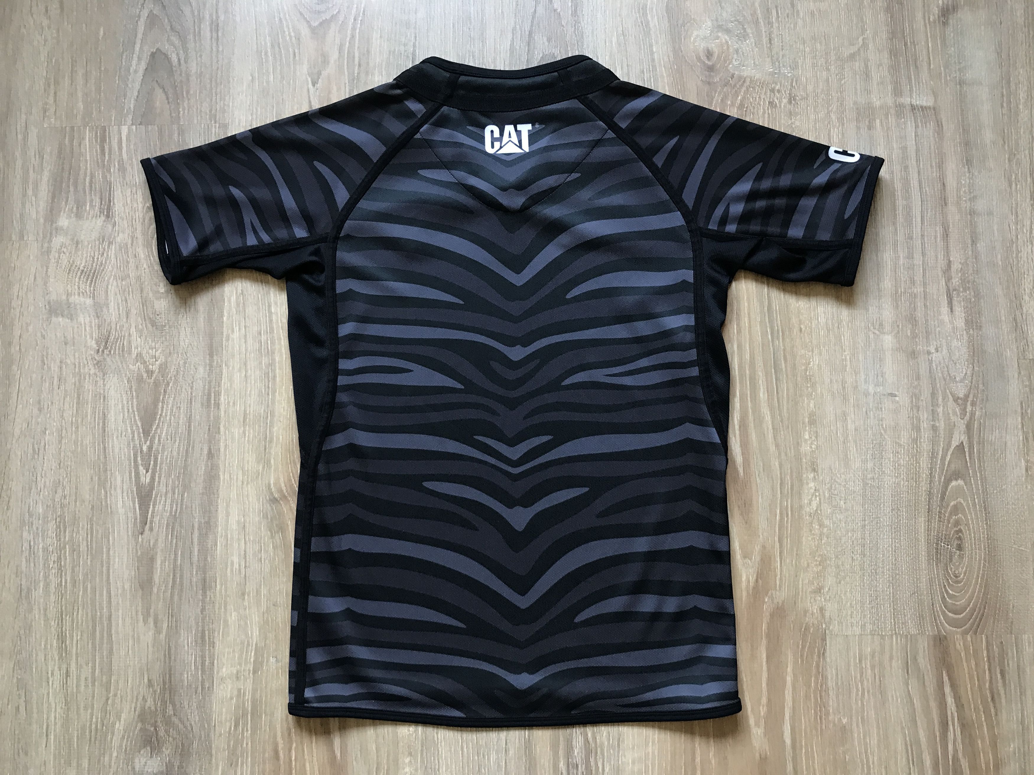 Canterbury of New Zealand Canterbury Leicester Tigers Kids Rugby Jersey 2013 Size US XXS / EU 40 - 2 Thumbnail