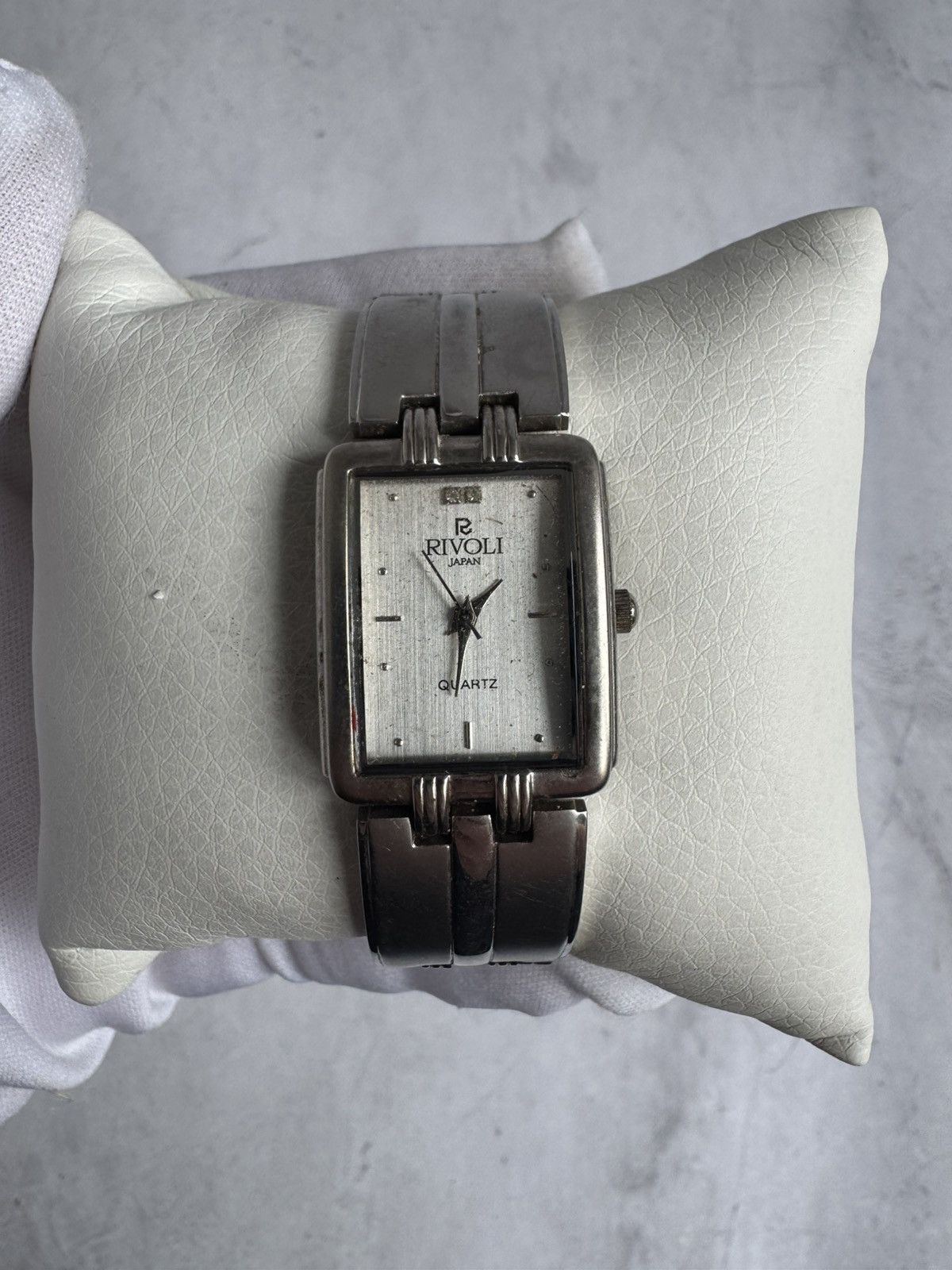 Vintage Rivoli Japanese Style Watch Vintage Size ONE SIZE - 1 Thumbnail