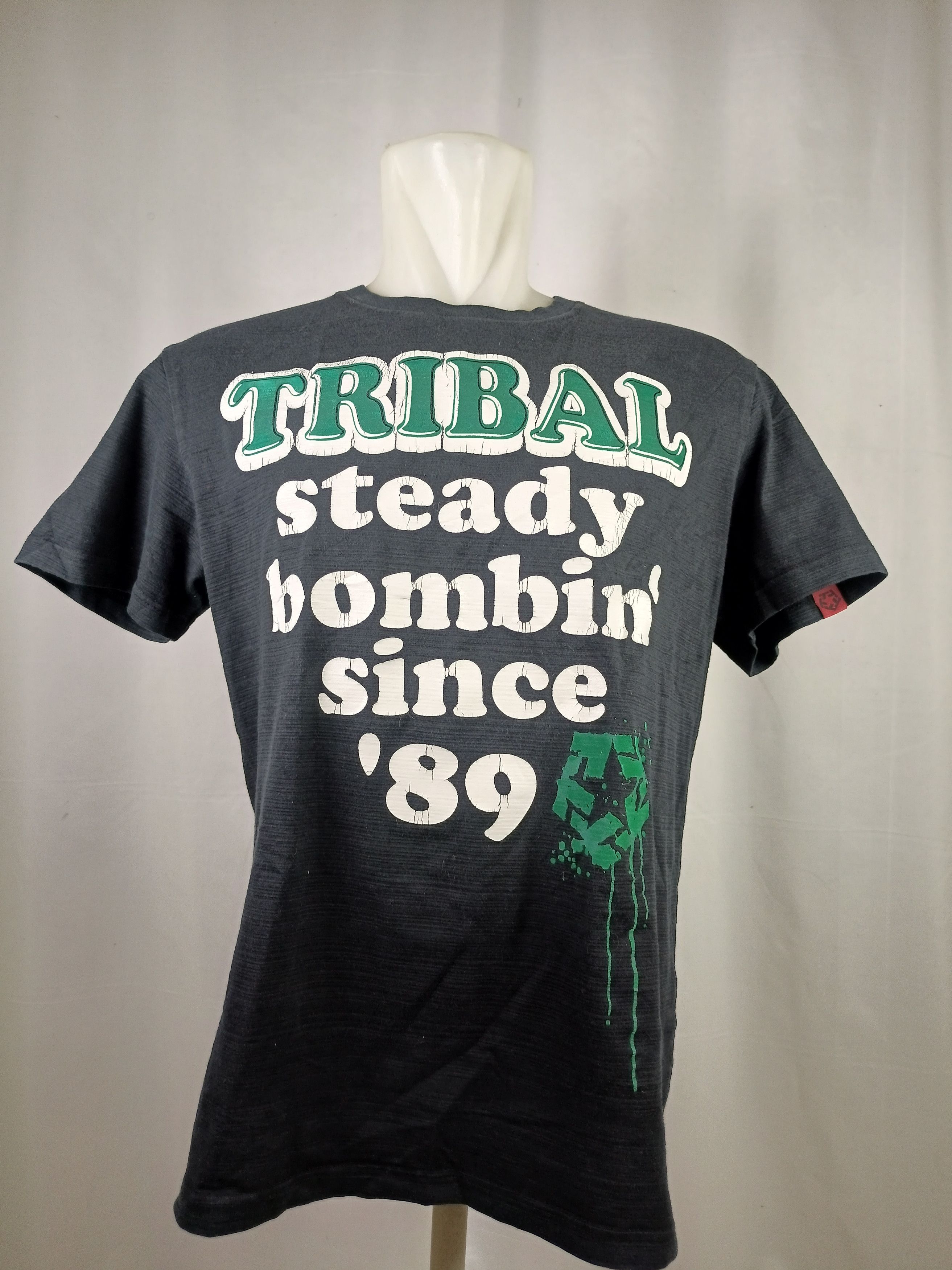 Designer × Japanese Brand × Tribal Streetwear TRIBAL GEAR Steady Bombin' Since '89 Shorts Sleeve Y2K Style Size US L / EU 52-54 / 3 - 1 Thumbnail