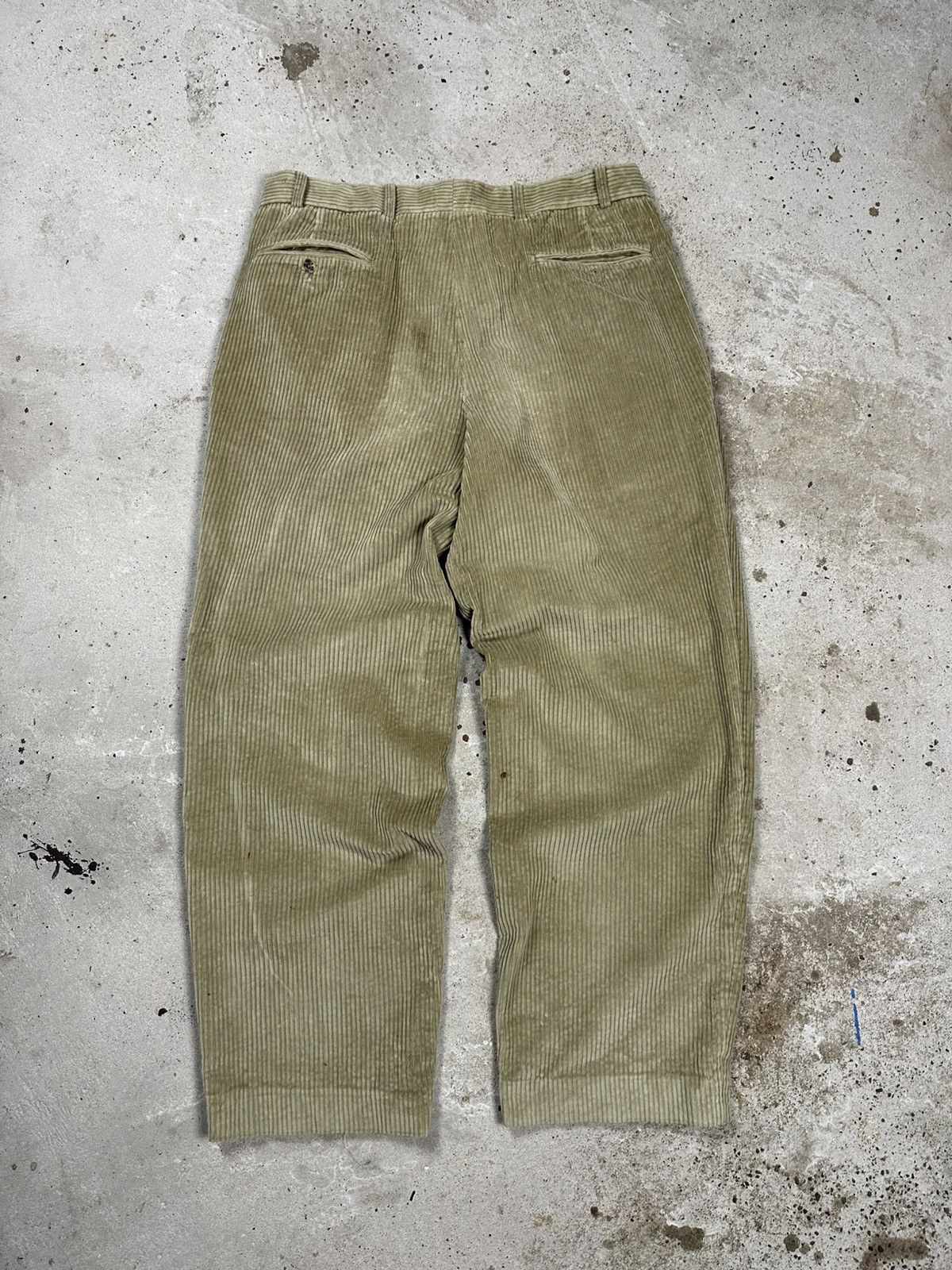 Yves Saint Laurent Vintage 90s Yves Saint Laurent Baggy Corduroy Beige Pants Size US 34 / EU 50 - 2 Thumbnail