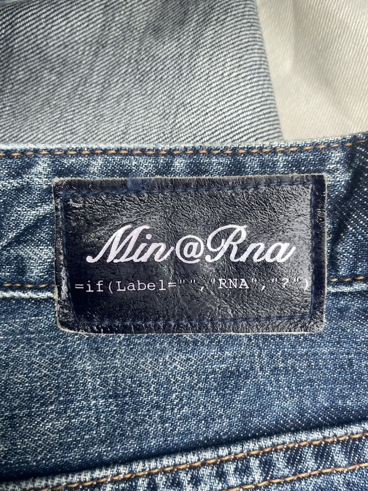 R.Newbold Min Rna Faded Distresed Denim Size 32" / US 10 / IT 46 - 16 Thumbnail