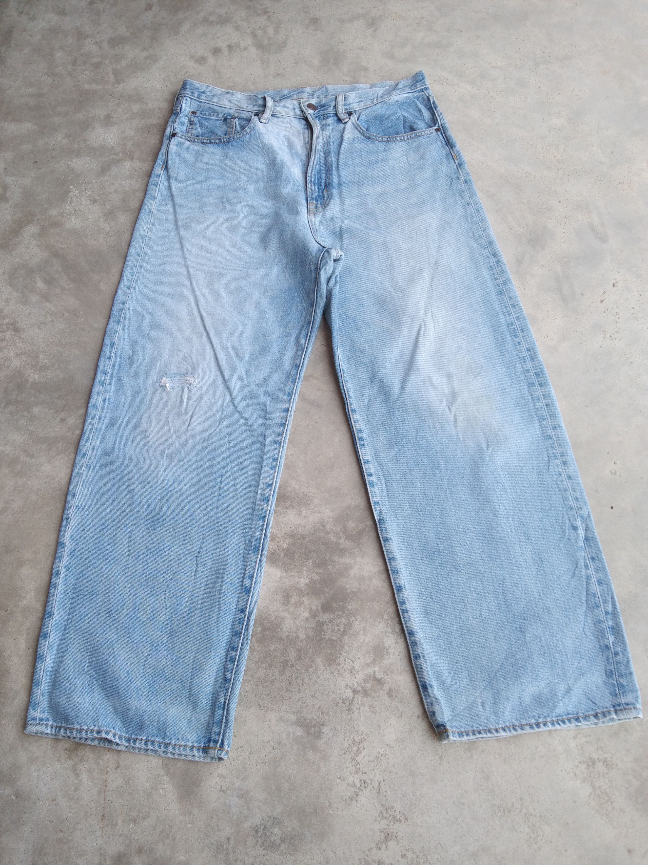 Japanese Brand Vintage Japanese Brand GU Loose Straight Baggy Jeans 33x29 Size US 33 - 1 Thumbnail