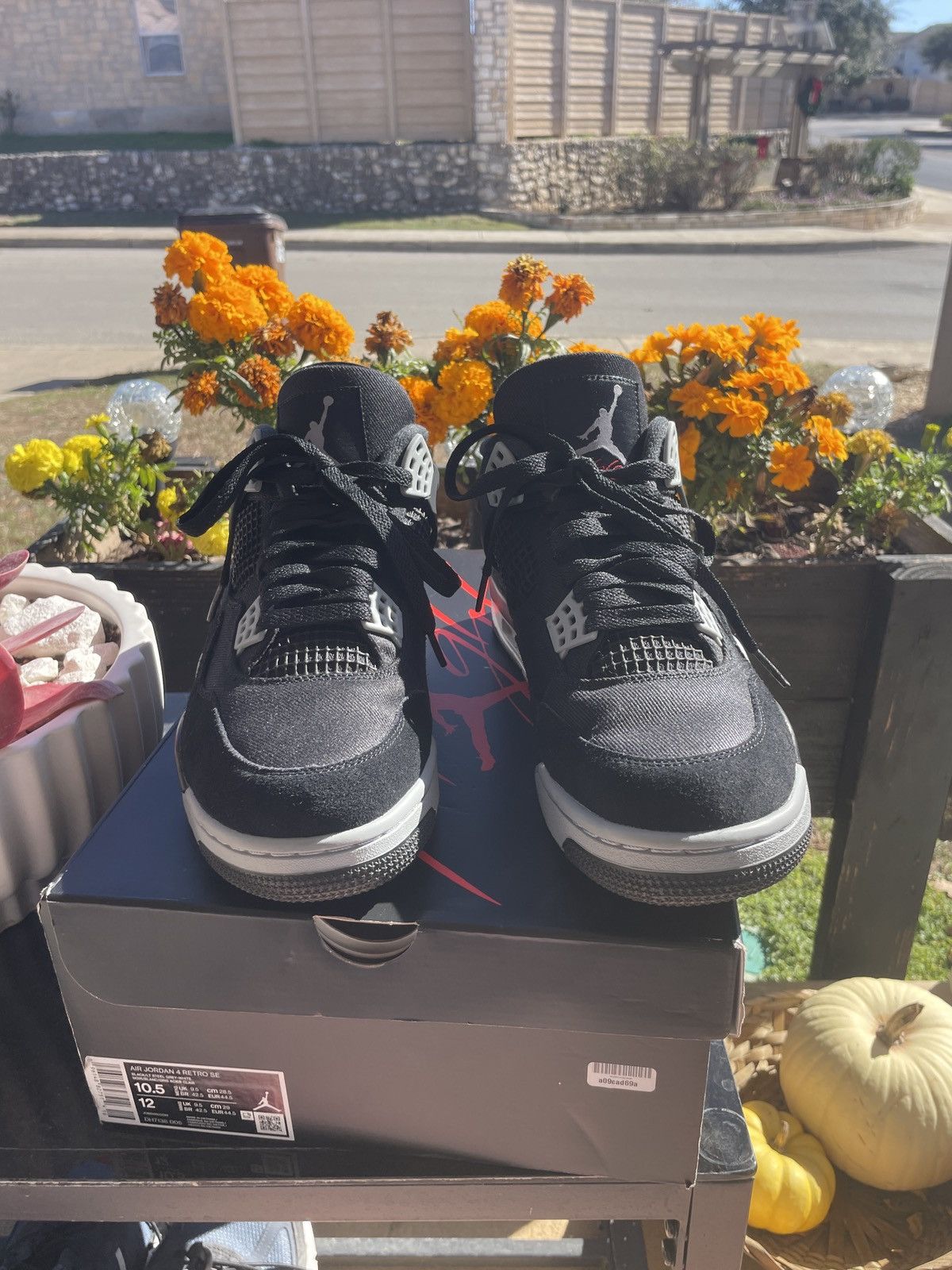 Jordan Brand Air Jordan 4 Retro SE Blk Canvas Size US 10.5 / EU 43-44 - 1 Thumbnail