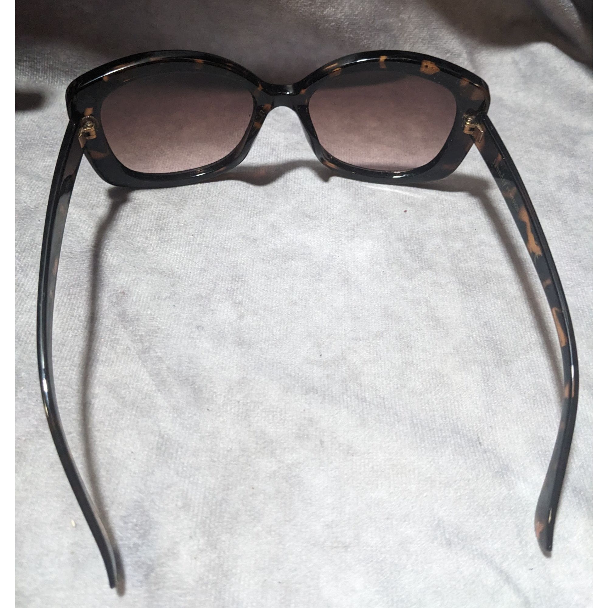 Other Laundry By Design Retro Tortoise Sunglasses Size ONE SIZE - 2 Thumbnail