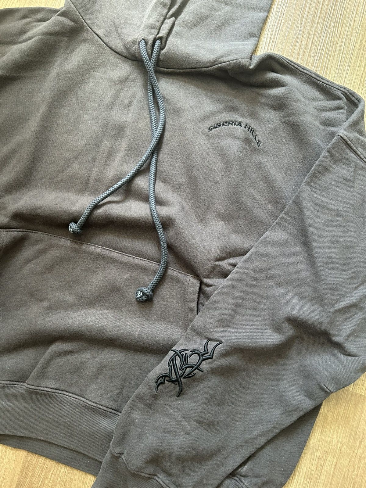 Siberia Hills Siberia Hills Arc Logo Hoodie Black Size US L / EU 52-54 / 3 - 2 Thumbnail