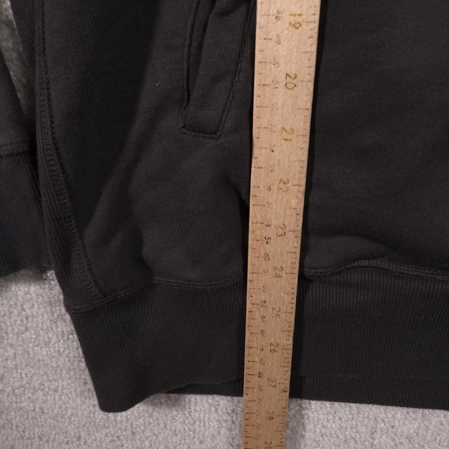 Puma PUMA Hoodie Mens L Black Pullover Fleece Sweatshirt Embroidered Logo Chest Size US L / EU 52-54 / 3 - 6 Thumbnail