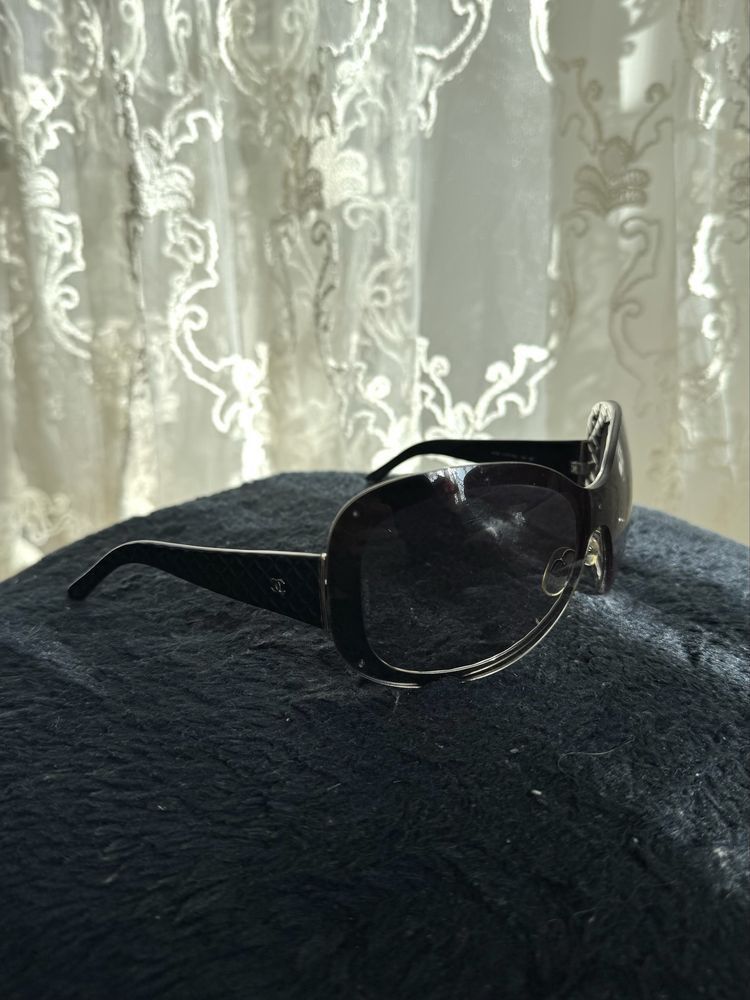 Chanel Chanel Vintage Sunglasses 4159 Size ONE SIZE - 2 Thumbnail
