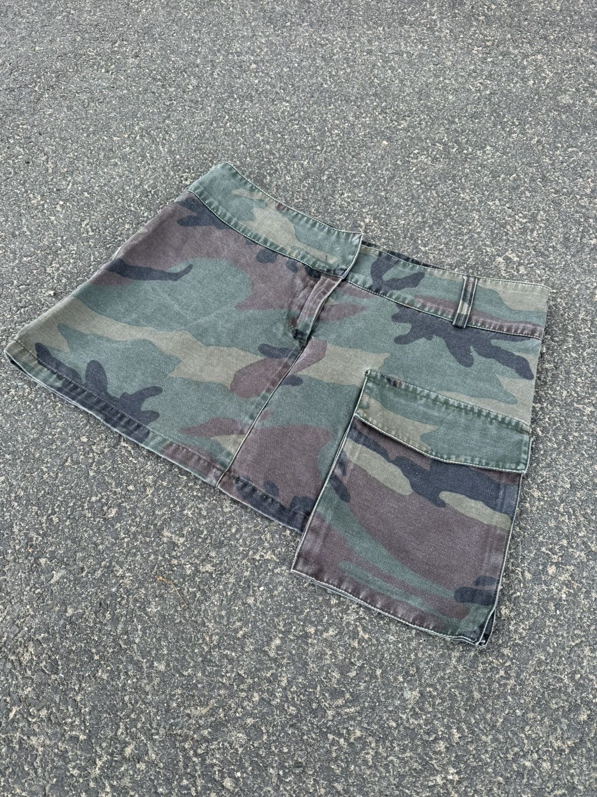Billabong Billabong Belt Skirt y2k camo mini fisbone affliction jnco Size 26" / US 2 / IT 38 - 7 Thumbnail