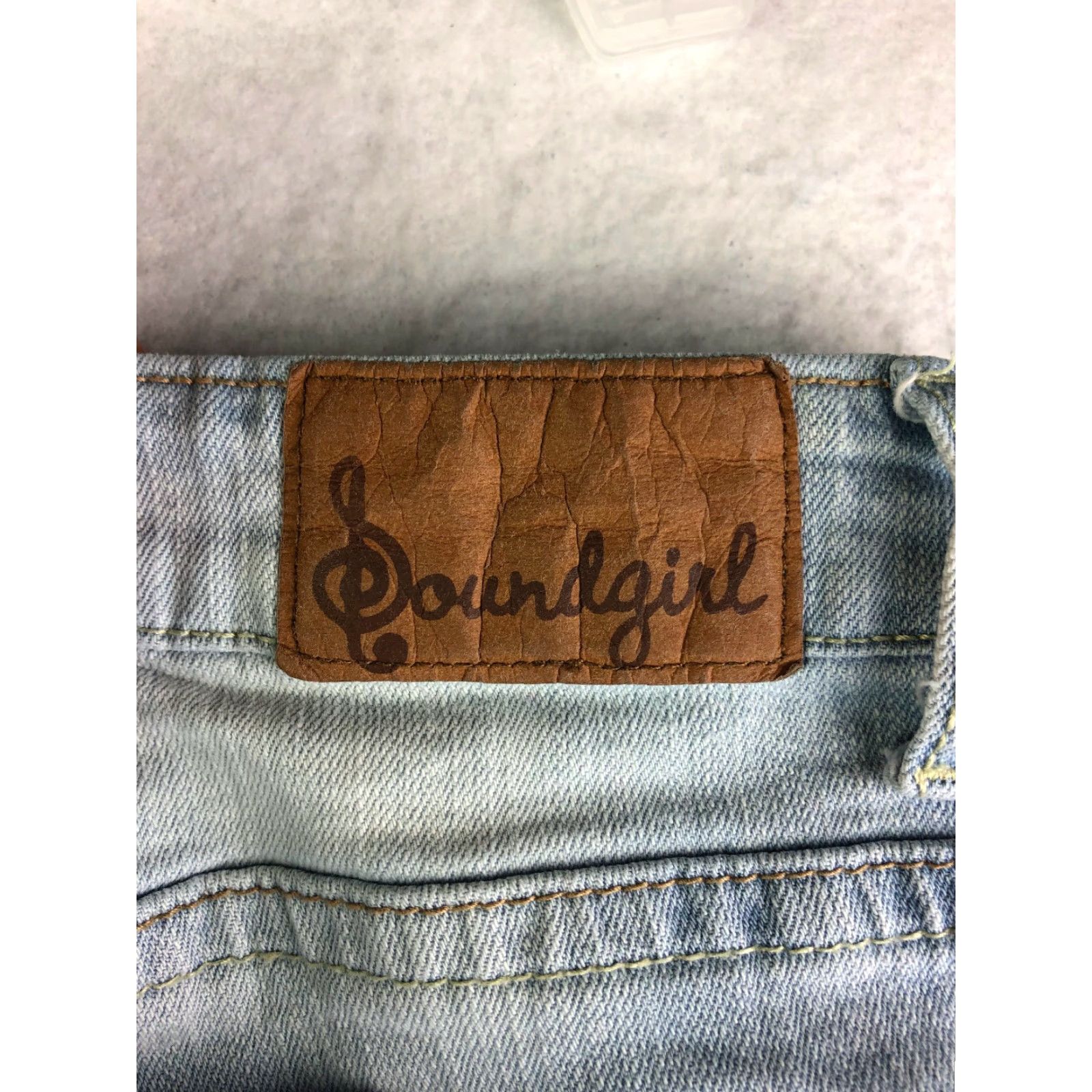 Denime Soundgirl Distressed Mid Rise Cuffed Juniors Size 11 30" Waist Blue Denim Short Size 30" / US 8 / IT 44 - 5 Thumbnail