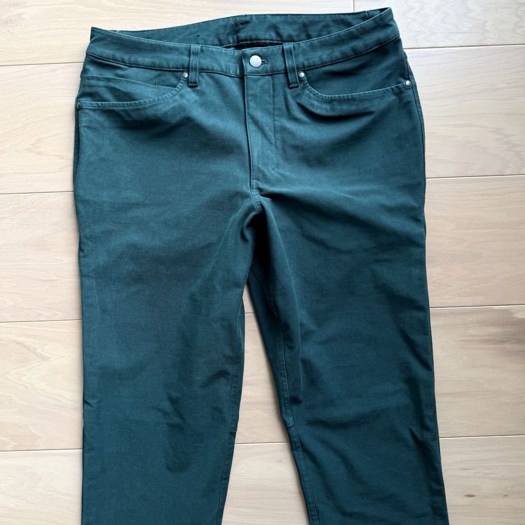 Lululemon Lululemon ABC Pants 32 Green Canvas Athleisure Golf Surge Commission Workwear Pants Regular 32 Green Mens Size US 32 / EU 48 - 3 Thumbnail