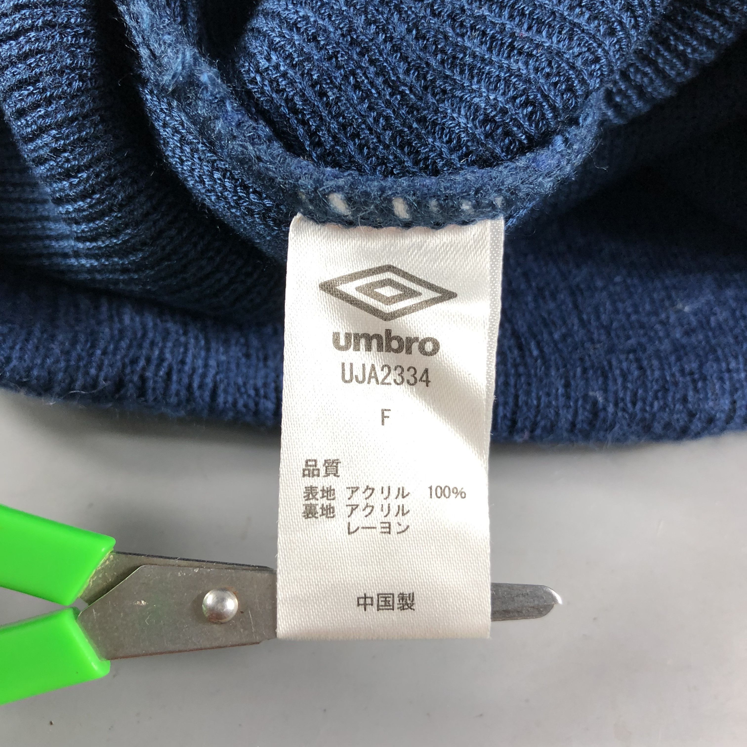 Umbro Umbro Fisherman Beanie Snowcap Snow Hat B688 Size ONE SIZE - 4 Thumbnail