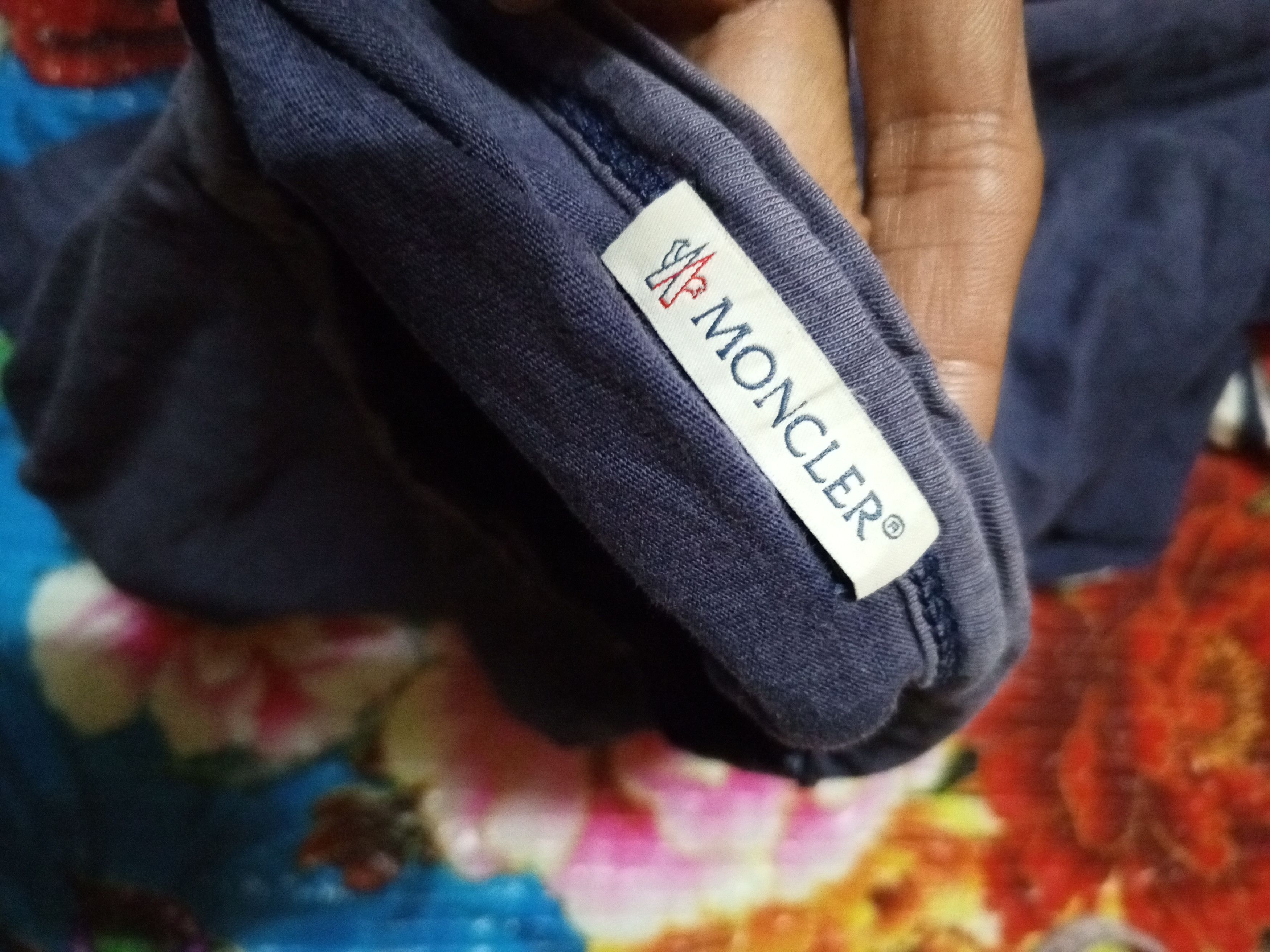 Moncler MONCLER TSHIRT GIRL Size L / US 10 / IT 46 - 7 Thumbnail
