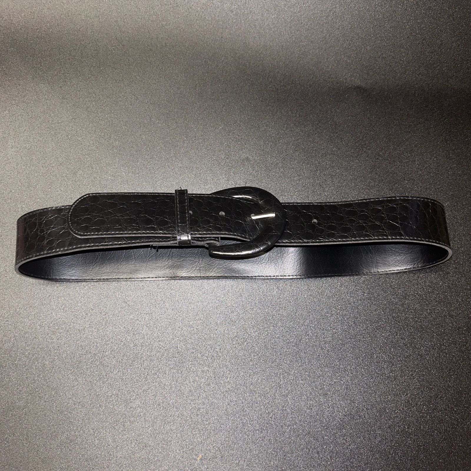 Other Black textured Faux Leather Silver-Tone Hardware Belt 10 Size ONE SIZE - 1 Thumbnail
