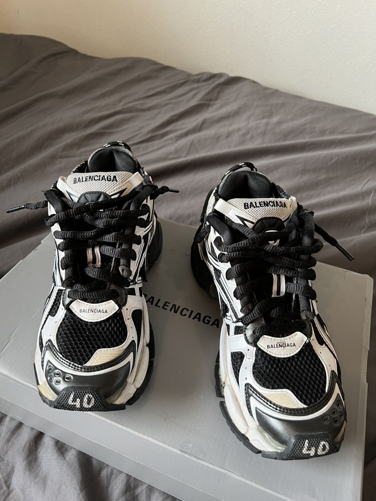 BALENCIAGA - 【早い者勝ち!】BALENCIAGA runner サイズ41