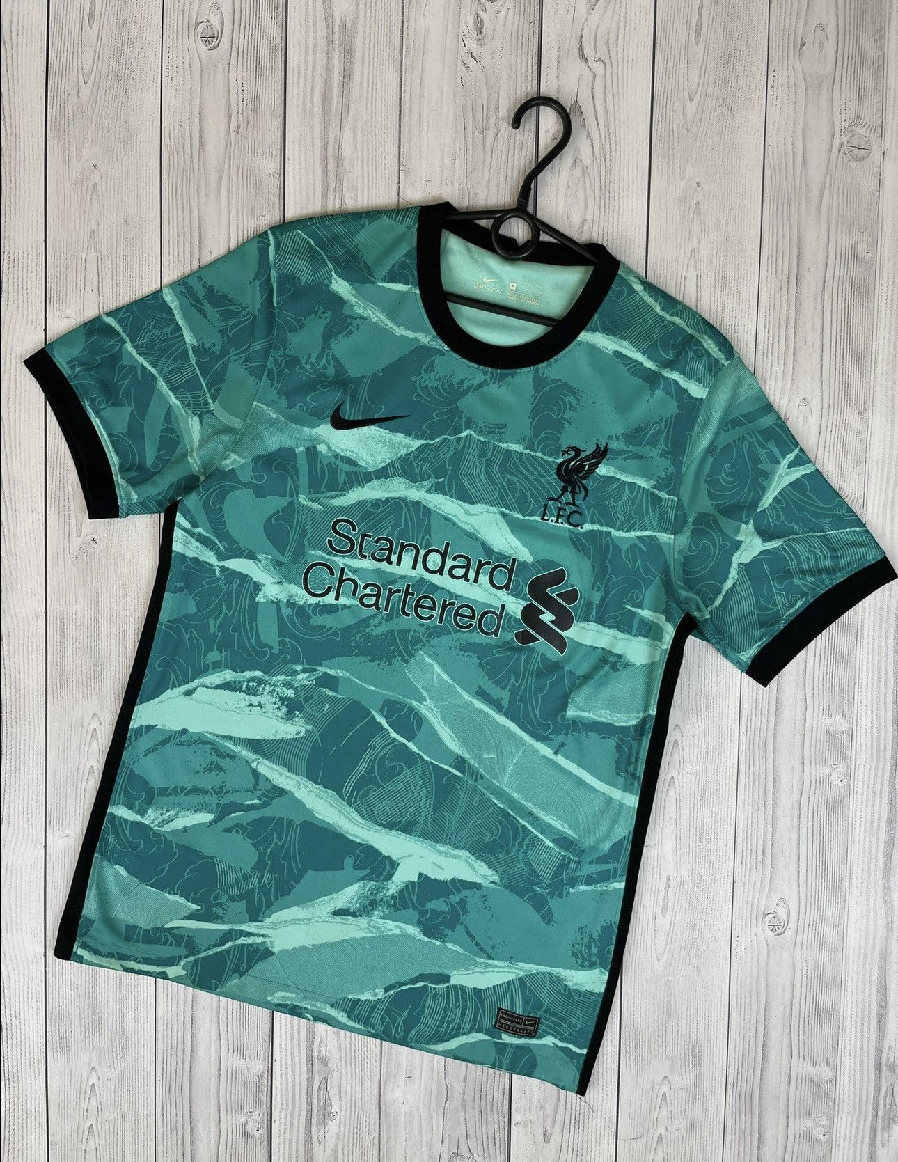 Vintage nike Liverpool green away blue wave soccer jersey M