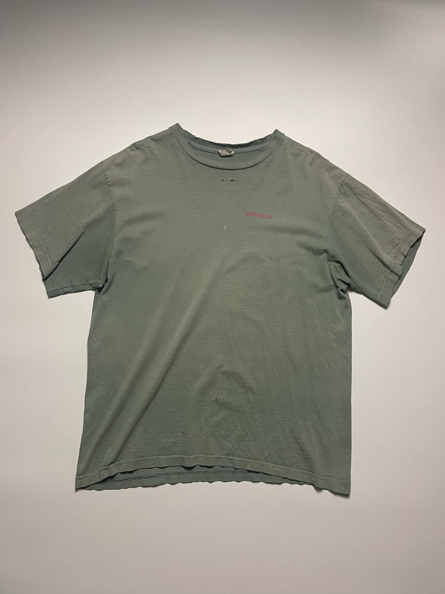 Patagonia Vintage Patagonia Thrashed Shirt Size US XL / EU 56 / 4 - 1 Thumbnail