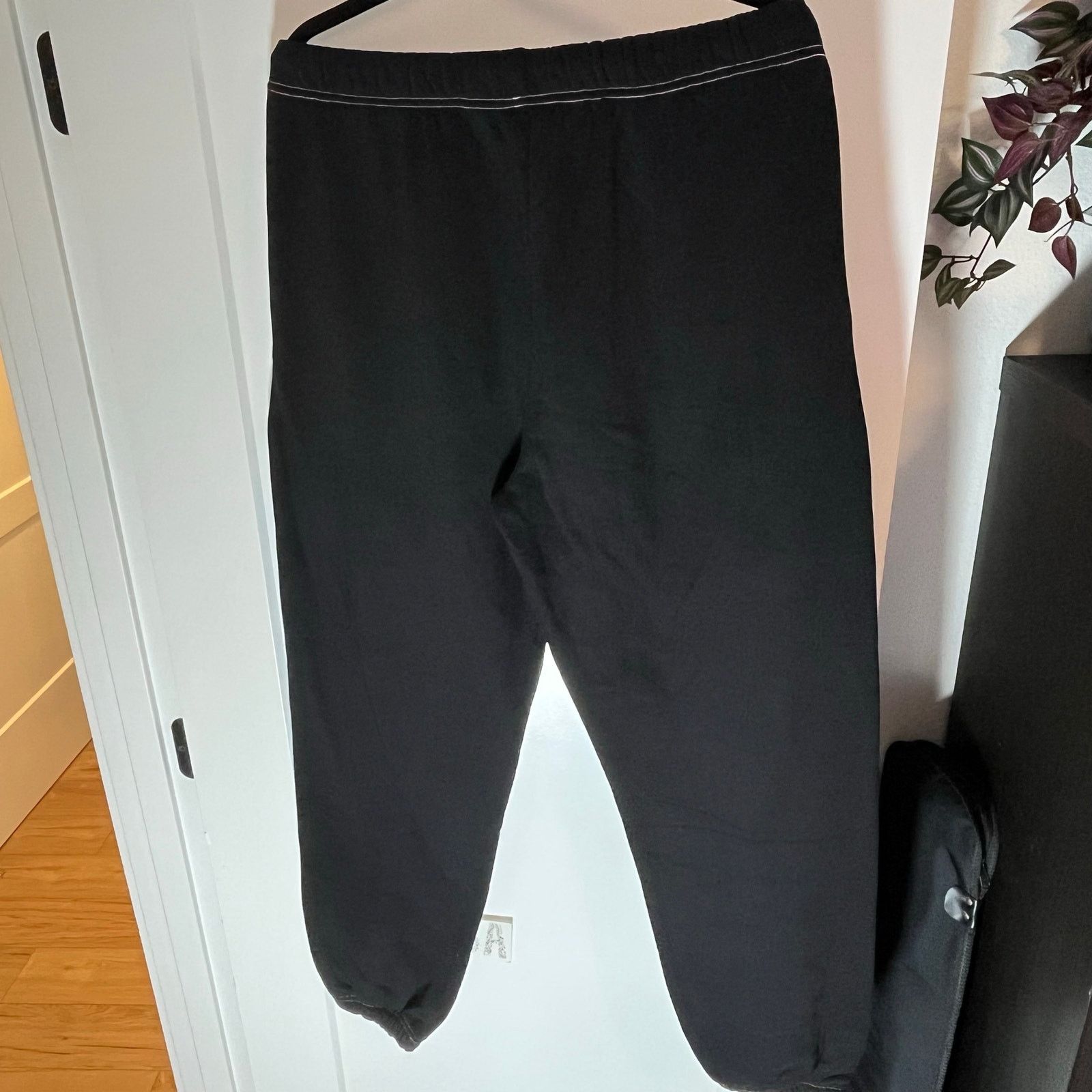 STAYCOOLNYC •NWT• STAY COOL NYC Black Puff Paint Sweatpant Joggers • XL Size US 38 / EU 54 - 3 Thumbnail