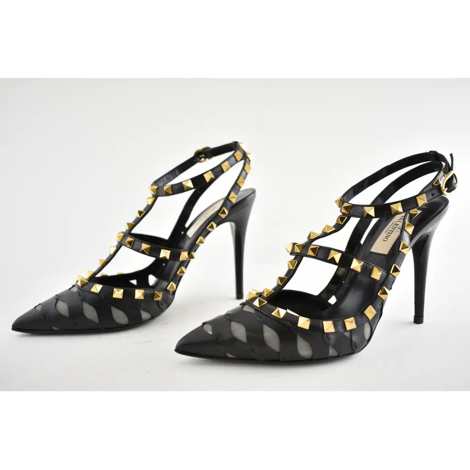 Valentino Rockstud Wave Embroidery Ankle Strap Classic Heel Pump 38.5 Size US 8.5 / IT 38.5 - 9 Thumbnail