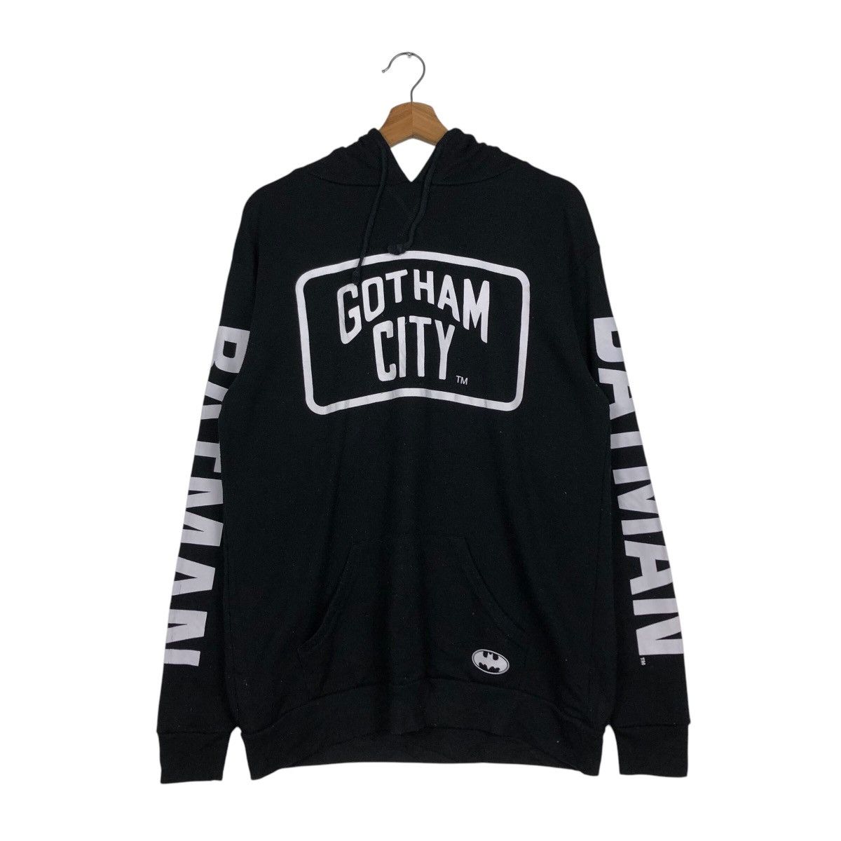 Japanese Brand 📌Vintage Batman Hoodie Pull Over Big Logo Gotham City Size US XL / EU 56 / 4 - 13 Thumbnail