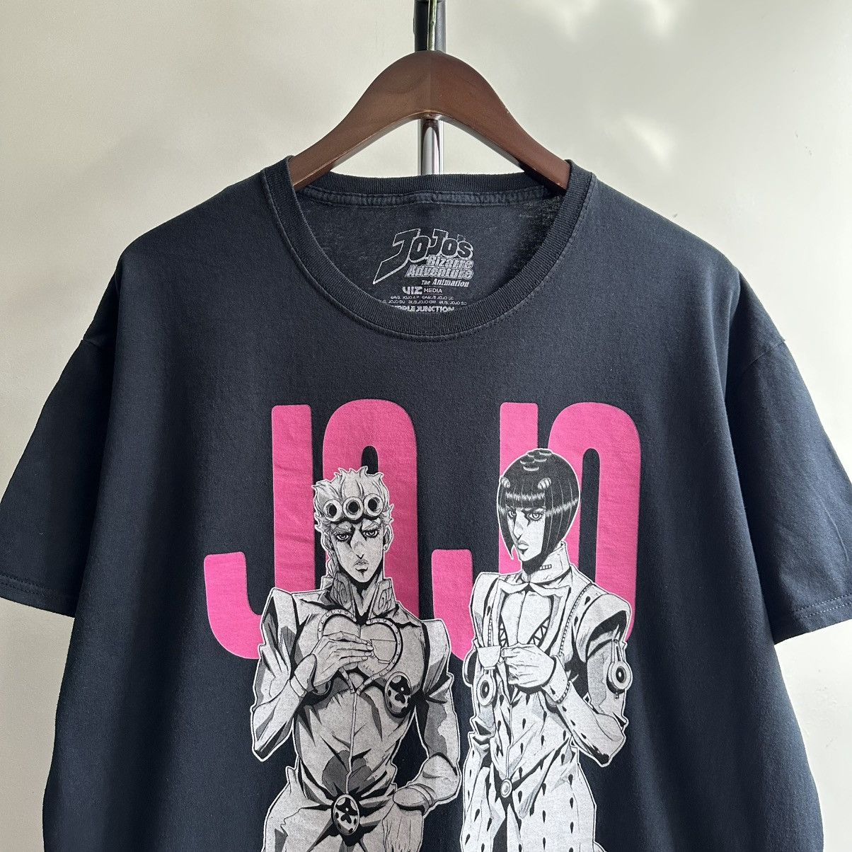 Anime VINTAGE JOJO’S BIZARRE ADVENTURE GOLDEN WIND GRAPHIC TEE Size US XL / EU 56 / 4 - 2 Thumbnail