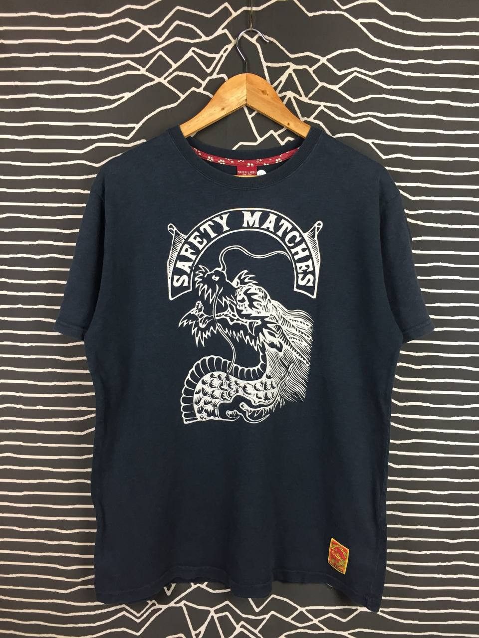 Japanese Brand Vtg Match Label Safety Matches Dragon Graphic Tee Size US L / EU 52-54 / 3 - 1 Thumbnail