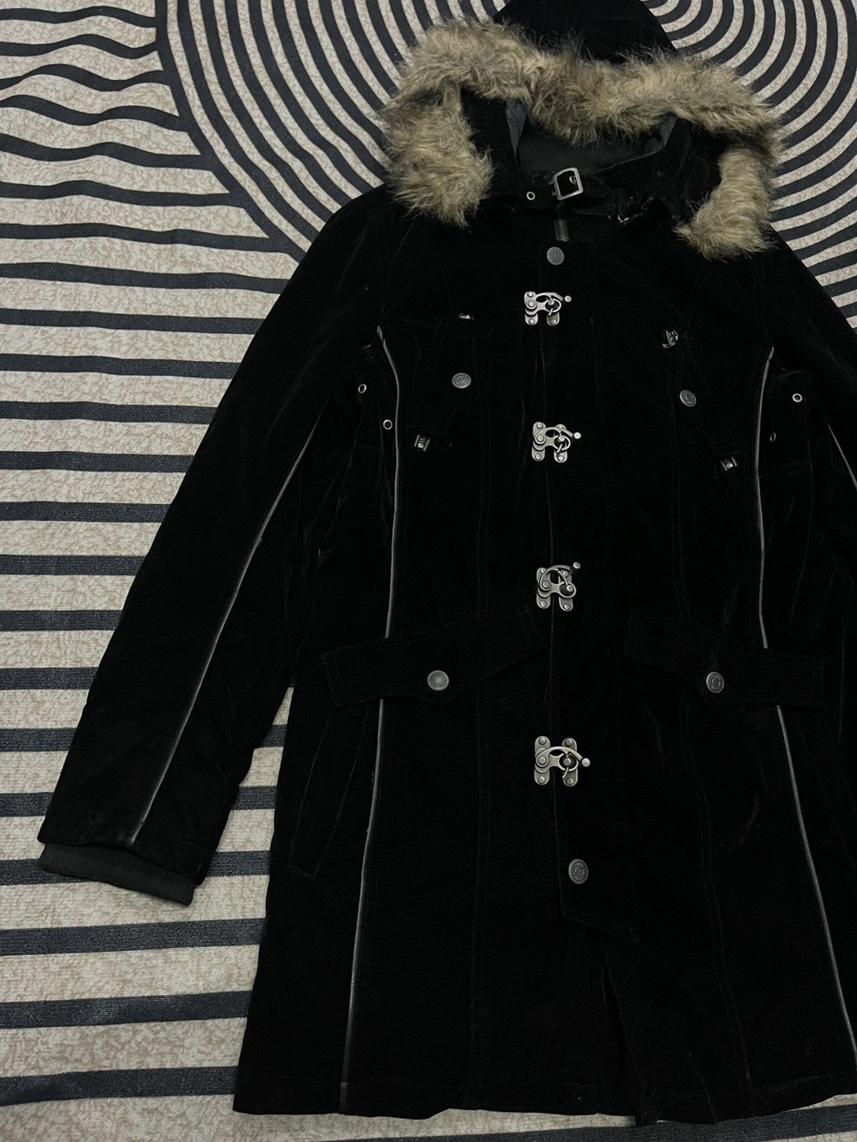 In The Attic 1990s IN THE ATTIC HOMME VELVET PARKA FAUX FUR HOODIE Size US L / EU 52-54 / 3 - 3 Thumbnail