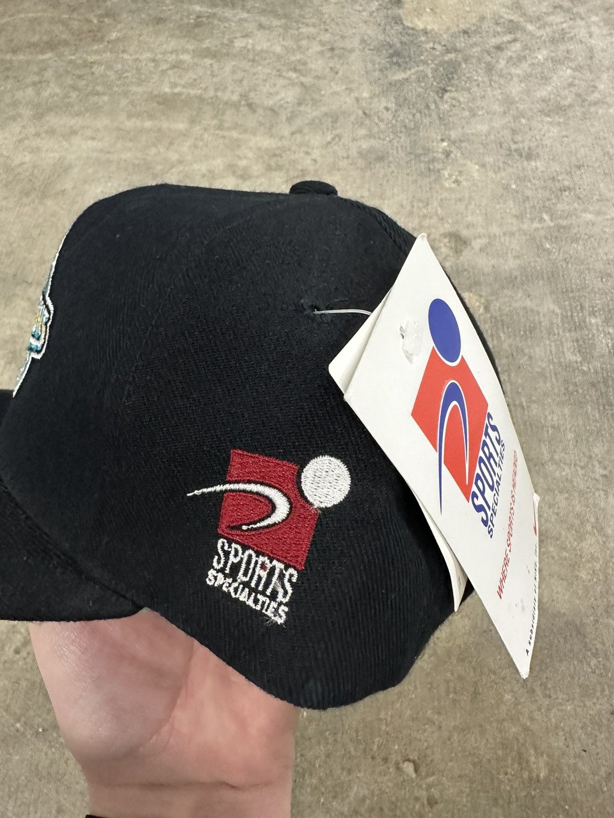 NBA × Sports Specialties × Vintage Vintage 90s Sports Specialties Detroit Pistons Wool Snapback Size ONE SIZE - 6 Thumbnail