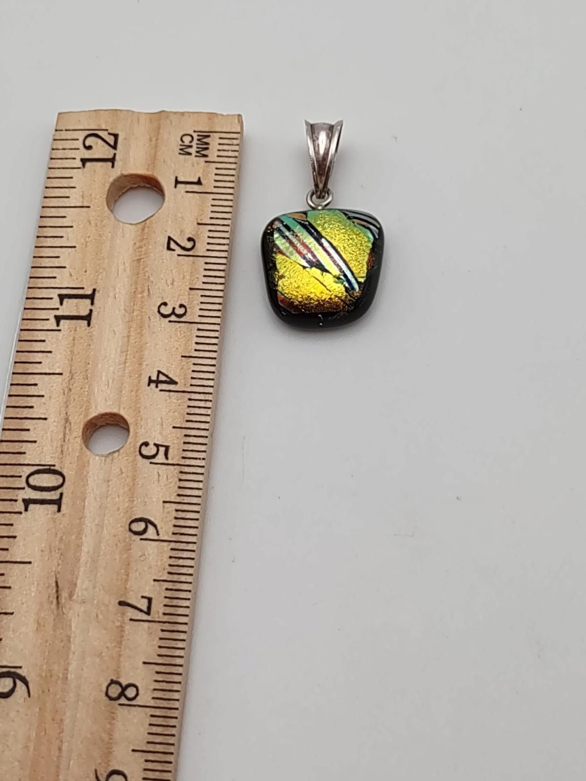 The Unbranded Brand Painted Art Glass Pendant Iridescent Abstract Square Size ONE SIZE - 3 Thumbnail
