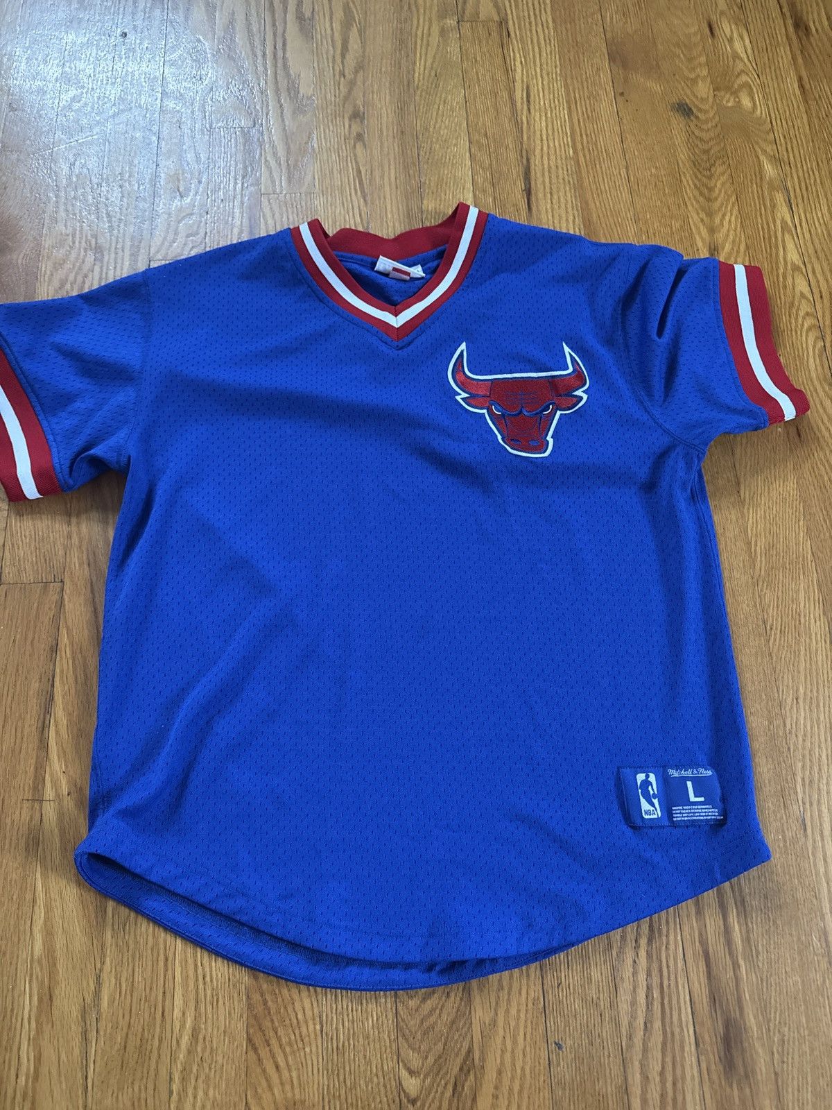 Mitchell & Ness Pre-Owned Mitchell & Ness Chicago Bulls Jersey Sz-L Size US L / EU 52-54 / 3 - 1 Thumbnail