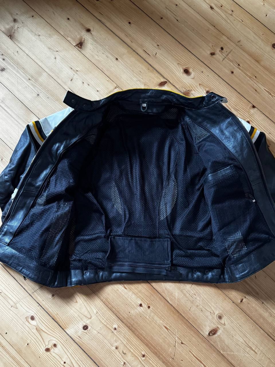 Genuine Leather 🔥Vintage Lucky Strike Racing Leather Jacket 90s Moto Y2K Size US M / EU 48-50 / 2 - 6 Thumbnail