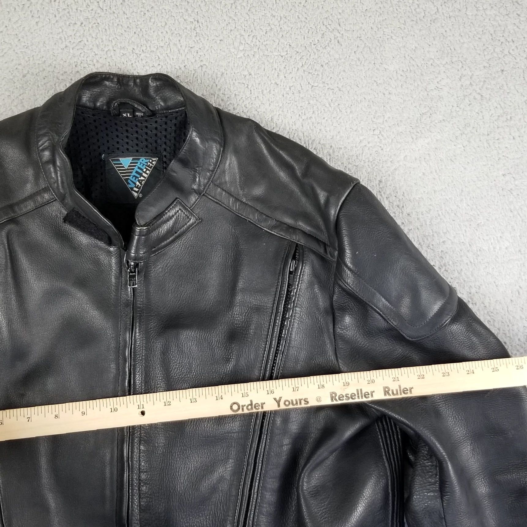 Vintage VTG Vetter Leather Motorcycle Jacket Men XL Cafe Racer Black Zip Cuff Aug. 1993 Size US XL / EU 56 / 4 - 5 Thumbnail