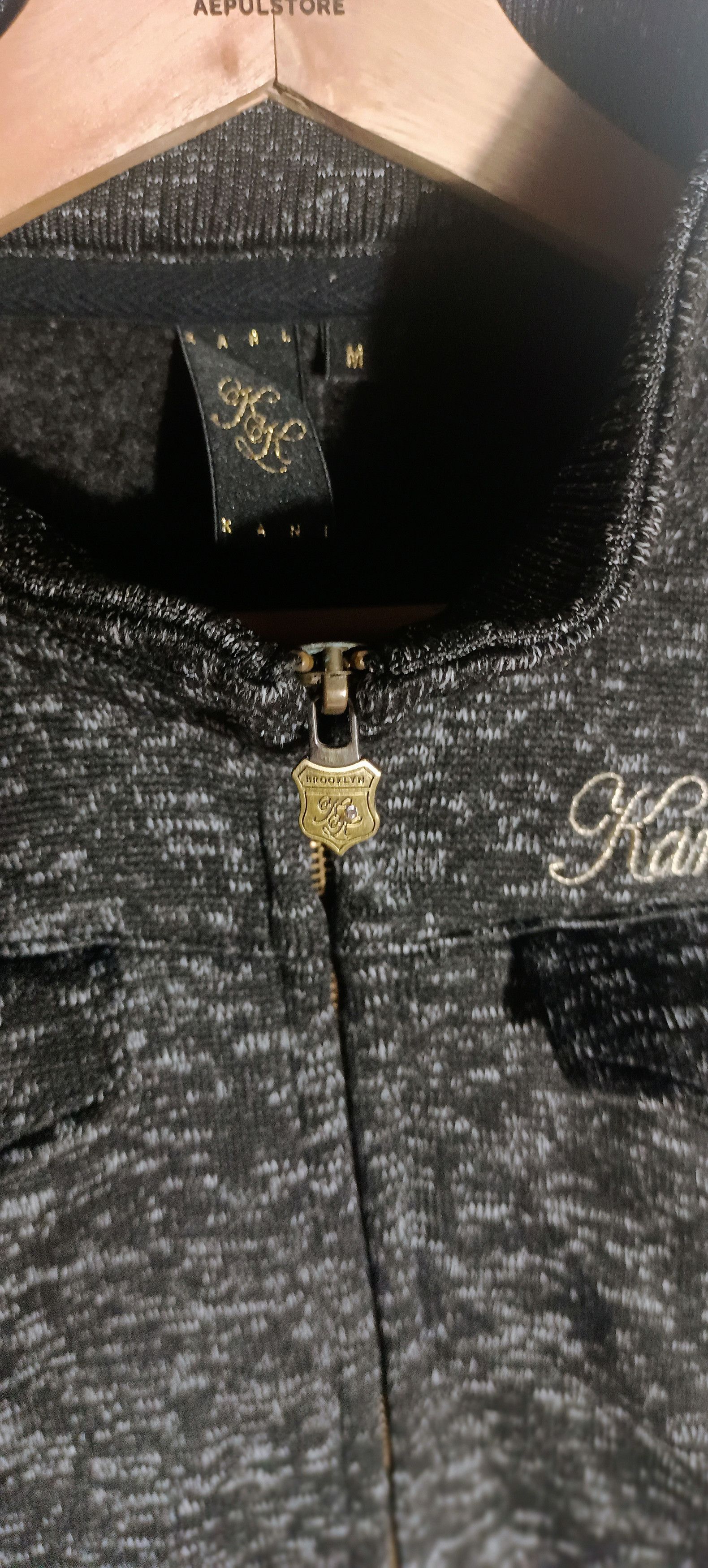 Karl Kani Vintage 90s Karl Kani Brooklyn Born to Hustle Size US M / EU 48-50 / 2 - 6 Thumbnail