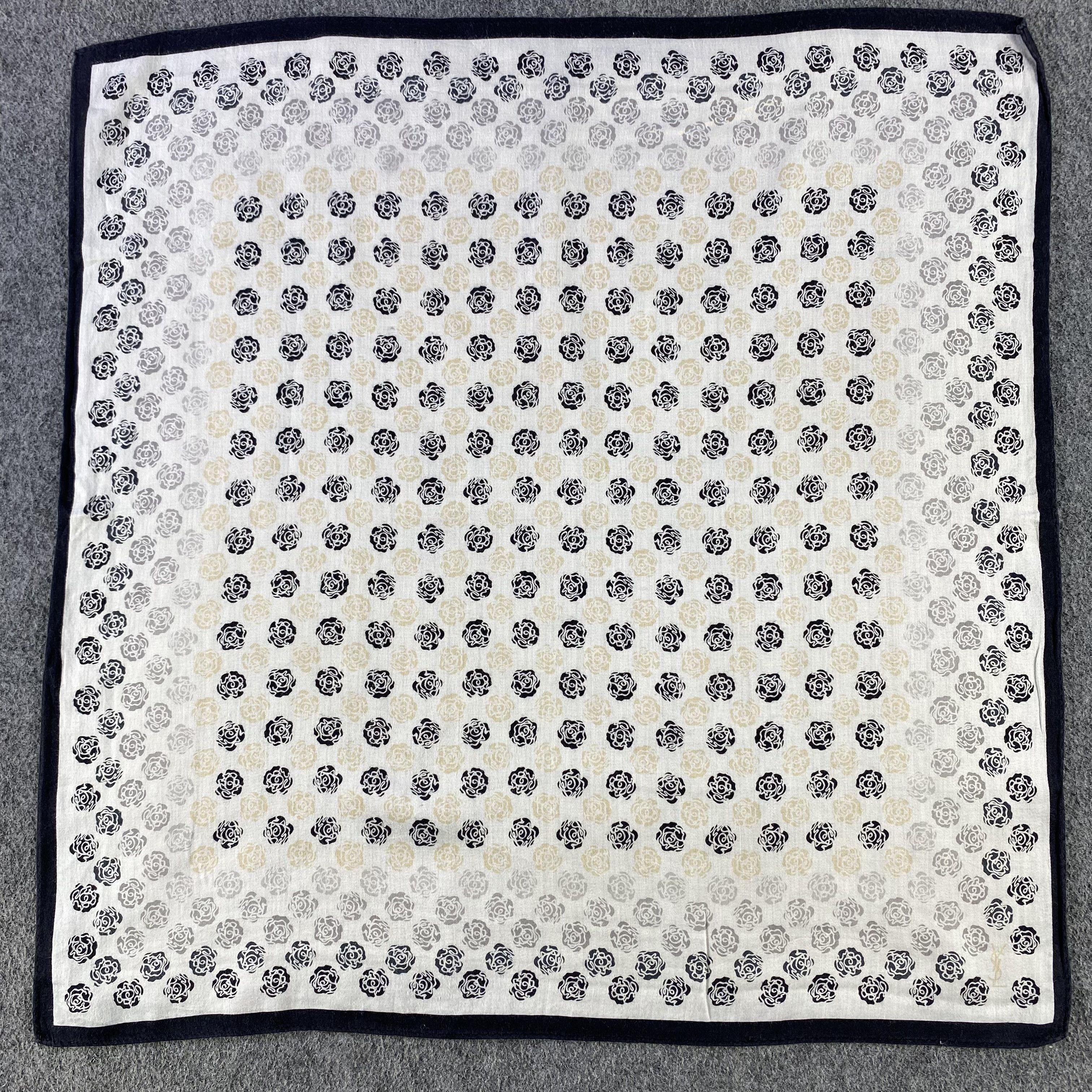 Sonia Rykiel × Vintage Sonia Rykiel Handkerchief/Neckerchief/Bandana HC752 Size ONE SIZE - 1 Thumbnail