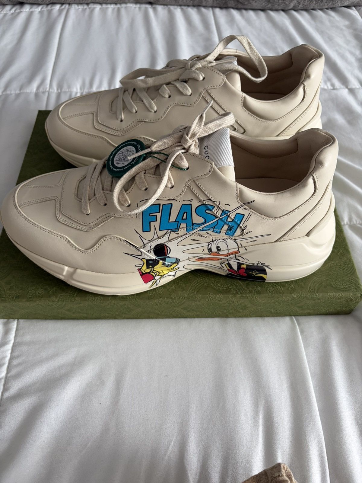 Disney × Gucci Gucci Rhyton x Disney Donald Duck Size US 11.5 / EU 44-45 - 1 Thumbnail